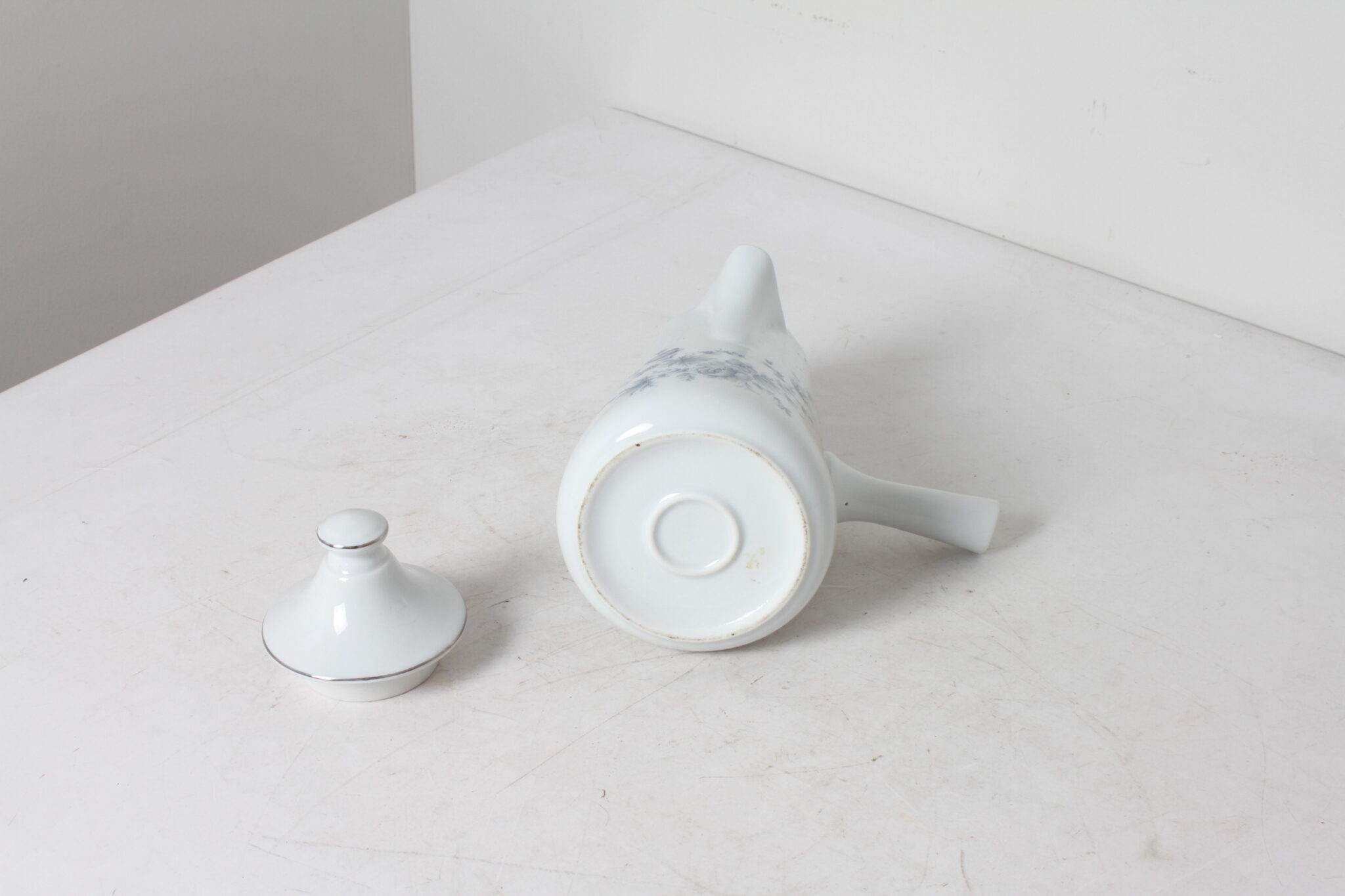 Chocolatier en porcelaine blanc décor florale vintage (4)