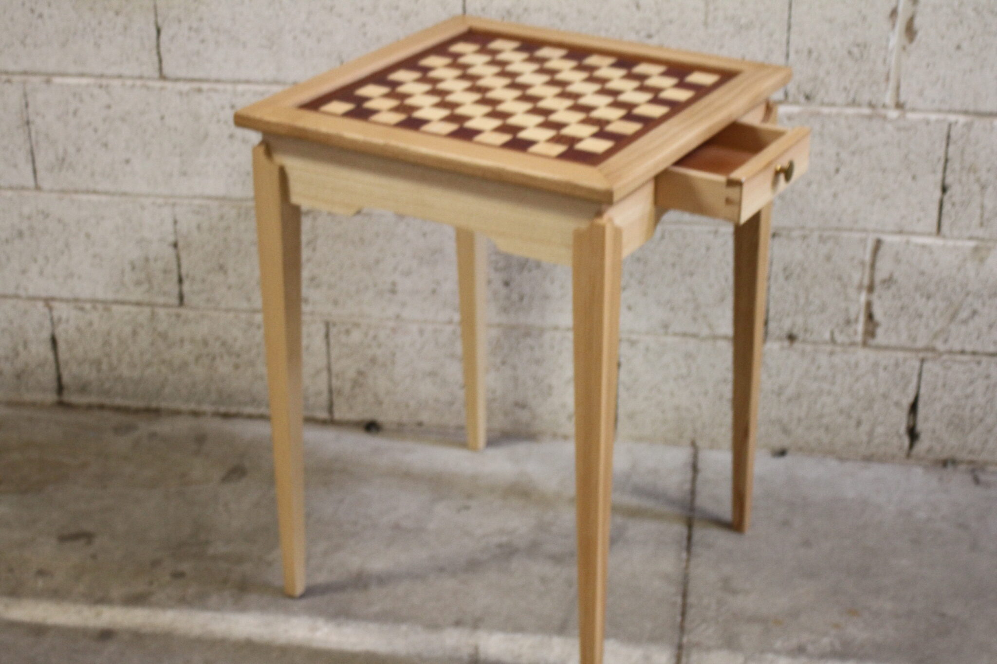table-de-jeux-bois-mobilier-occasion-emmaus-scherwiller-etikette (2)