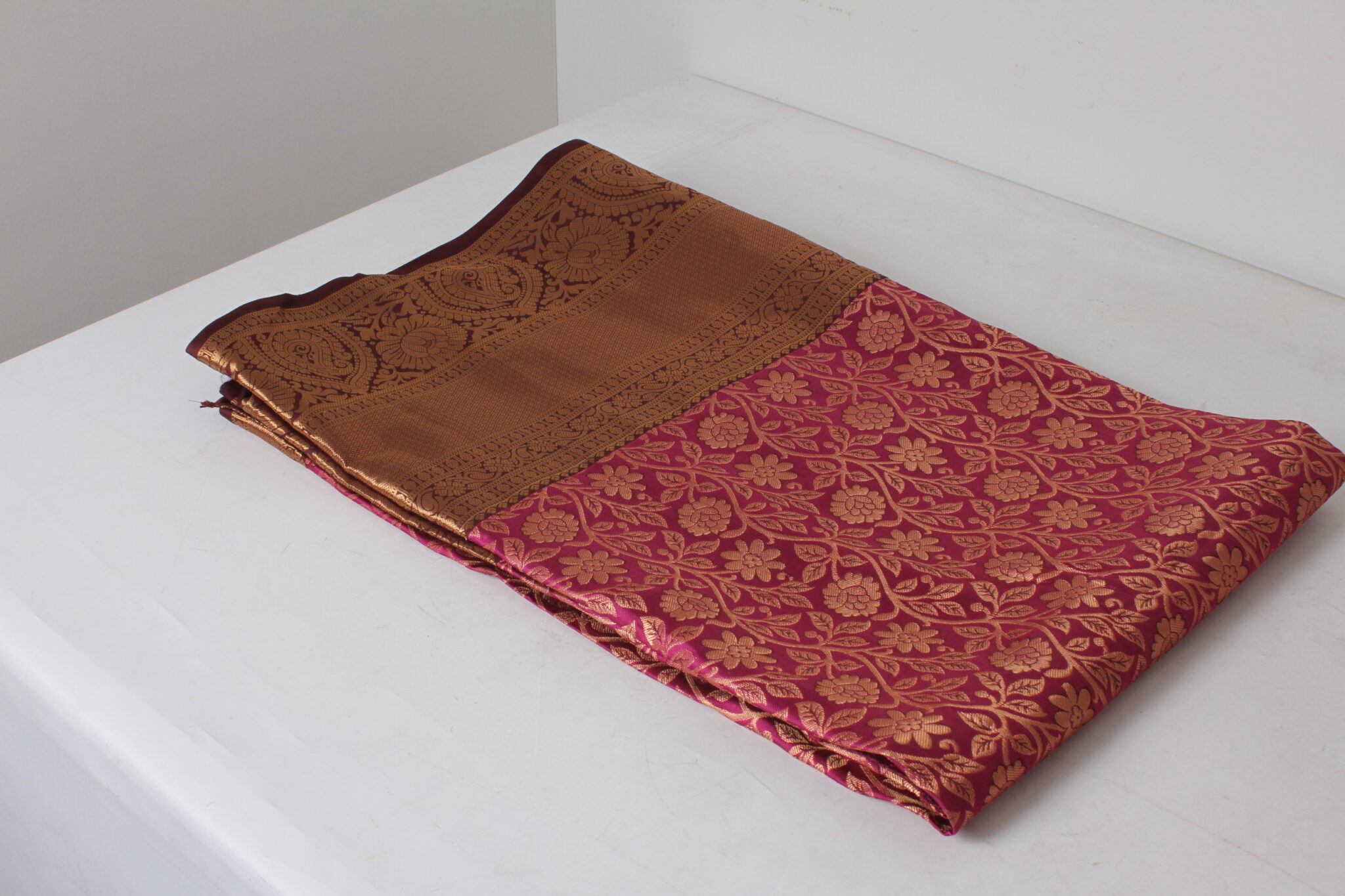 veritable-sari-indien-femme-soie-taille-unique-mode-brocante-occasion-emmaus-scherwiller-etikette (1)