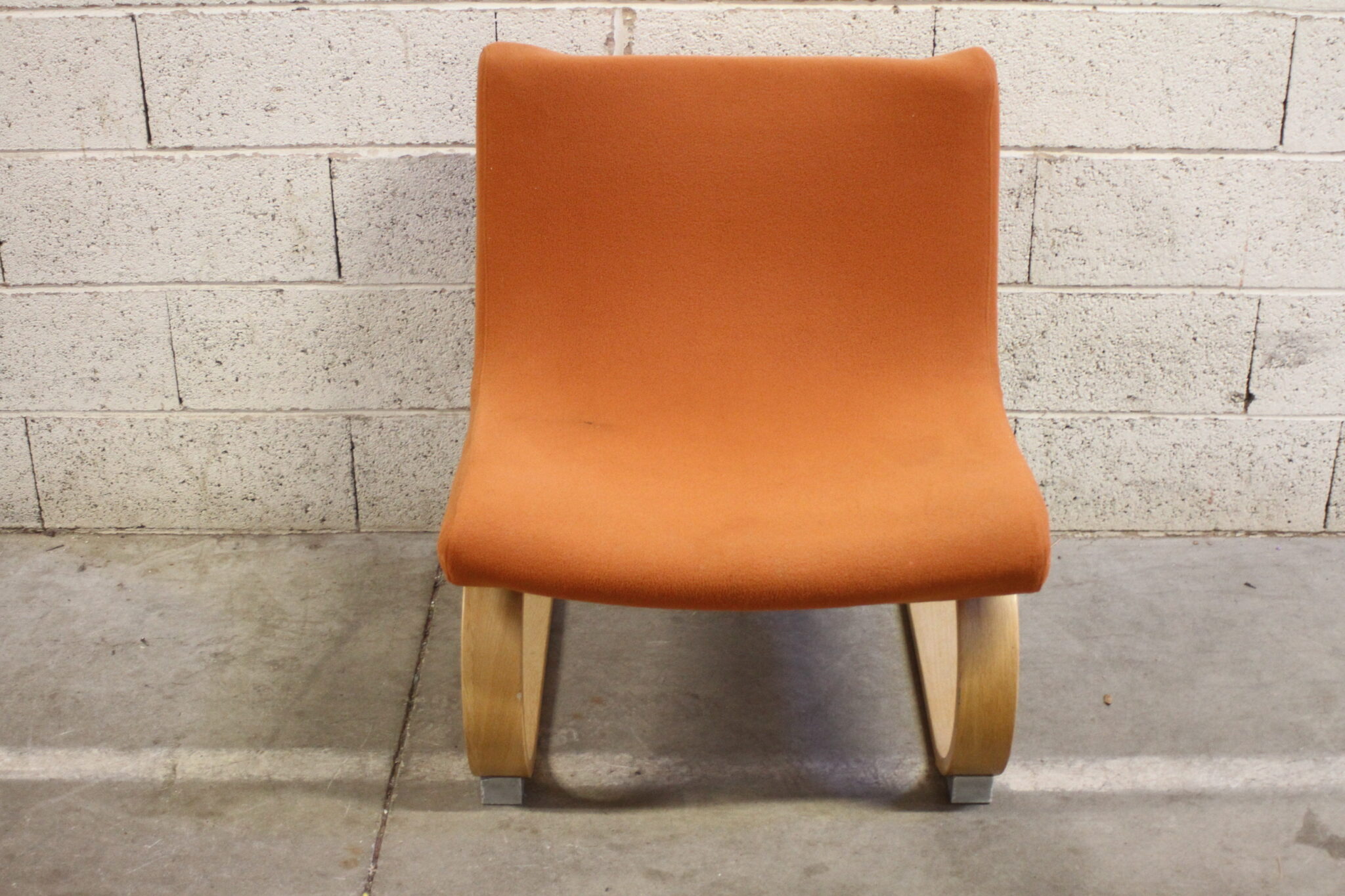 fauteuil-lounge-vintage-et-design-ikea-klackbo-orange-mobilier-brocante-occasion-emmaus-scherwiller-etikette (2)