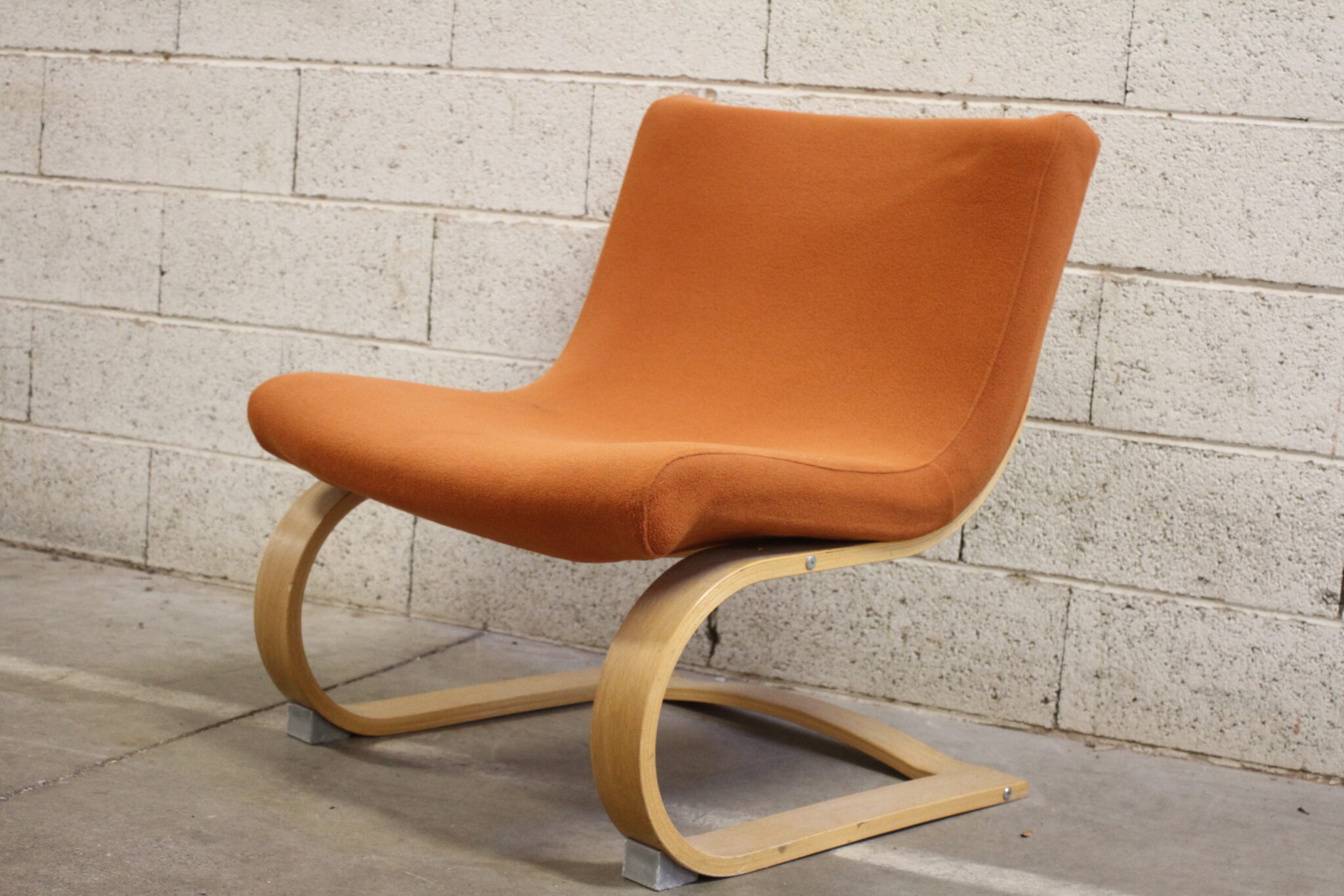 fauteuil-lounge-vintage-et-design-ikea-klackbo-orange-mobilier-brocante-occasion-emmaus-scherwiller-etikette (3)