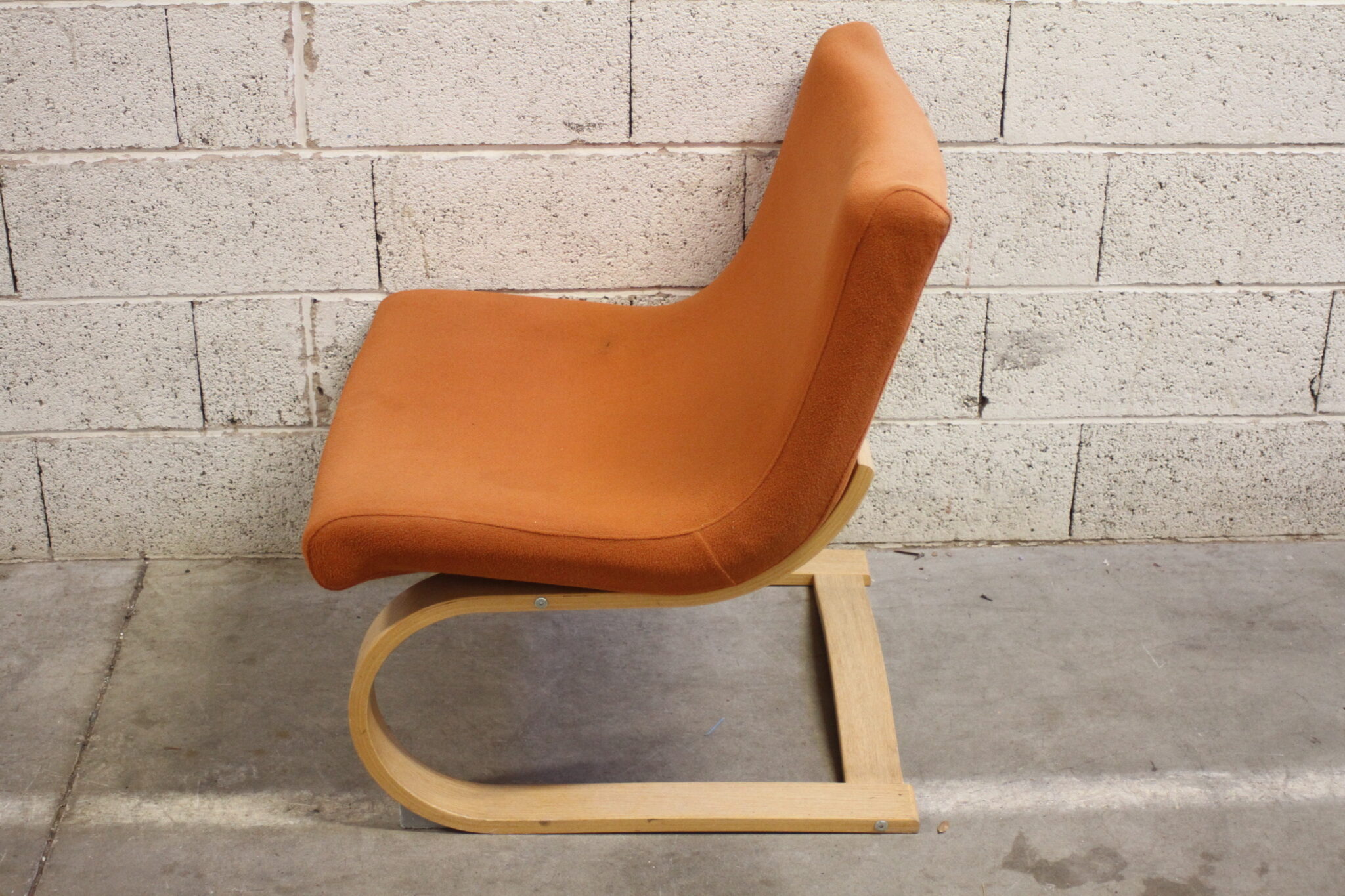 fauteuil-lounge-vintage-et-design-ikea-klackbo-orange-mobilier-brocante-occasion-emmaus-scherwiller-etikette (4)