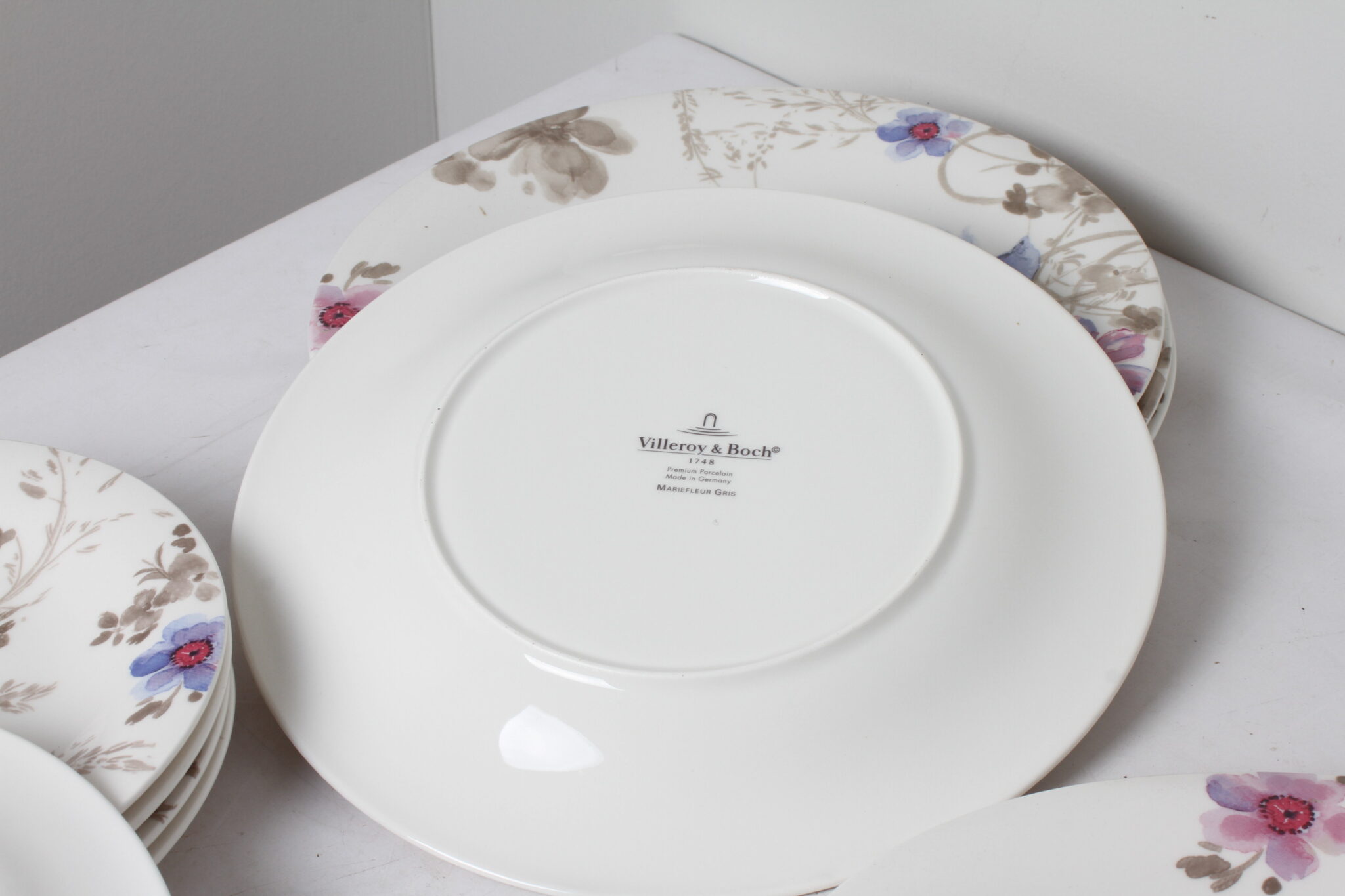 Lot de 11 assiettes petit-déjeuner porcelaine multicolore Villeroy & Boch Mariefleur Gris Germany (4)