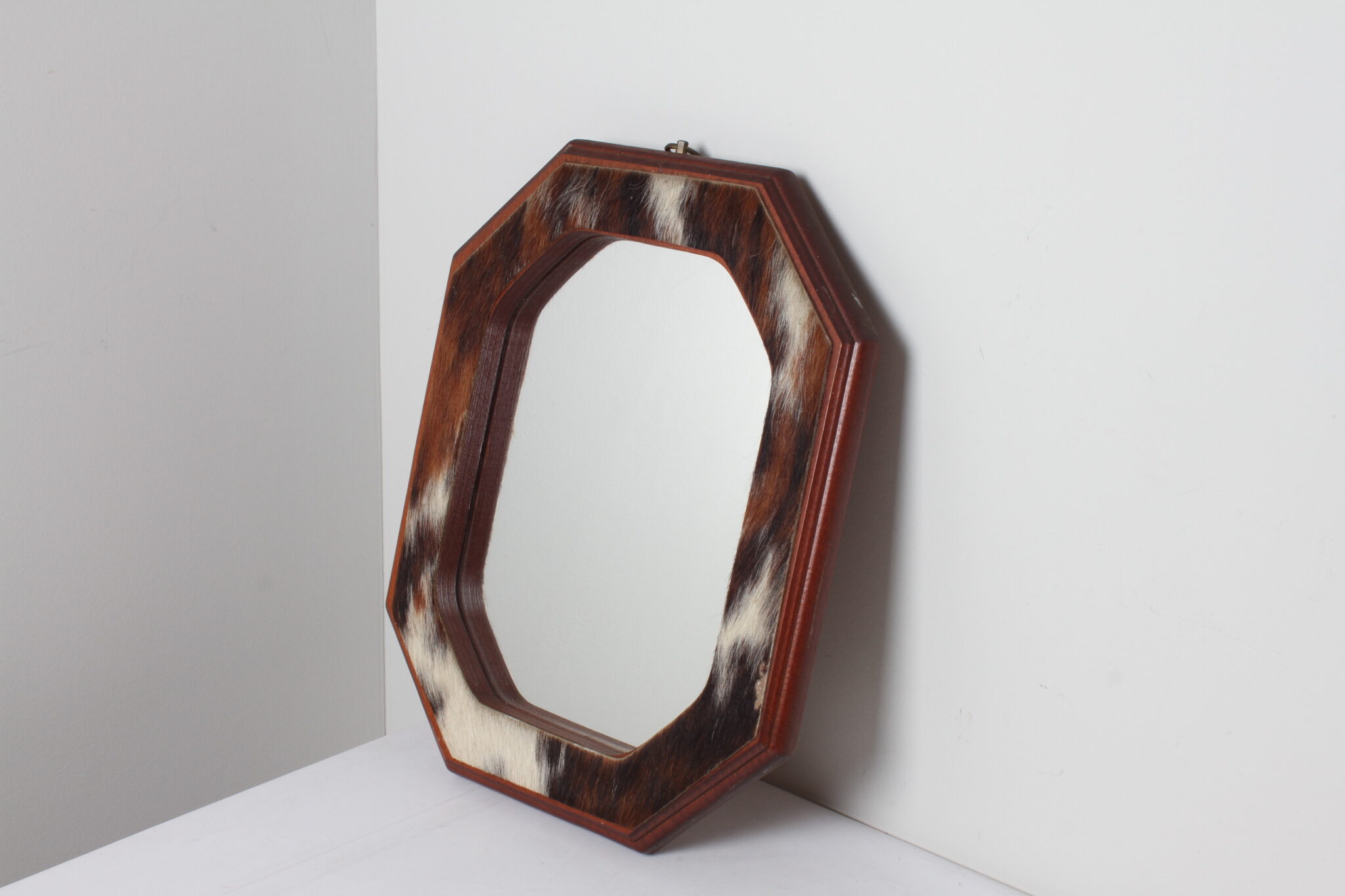 Miroir forme carré en bois décor vache (3)