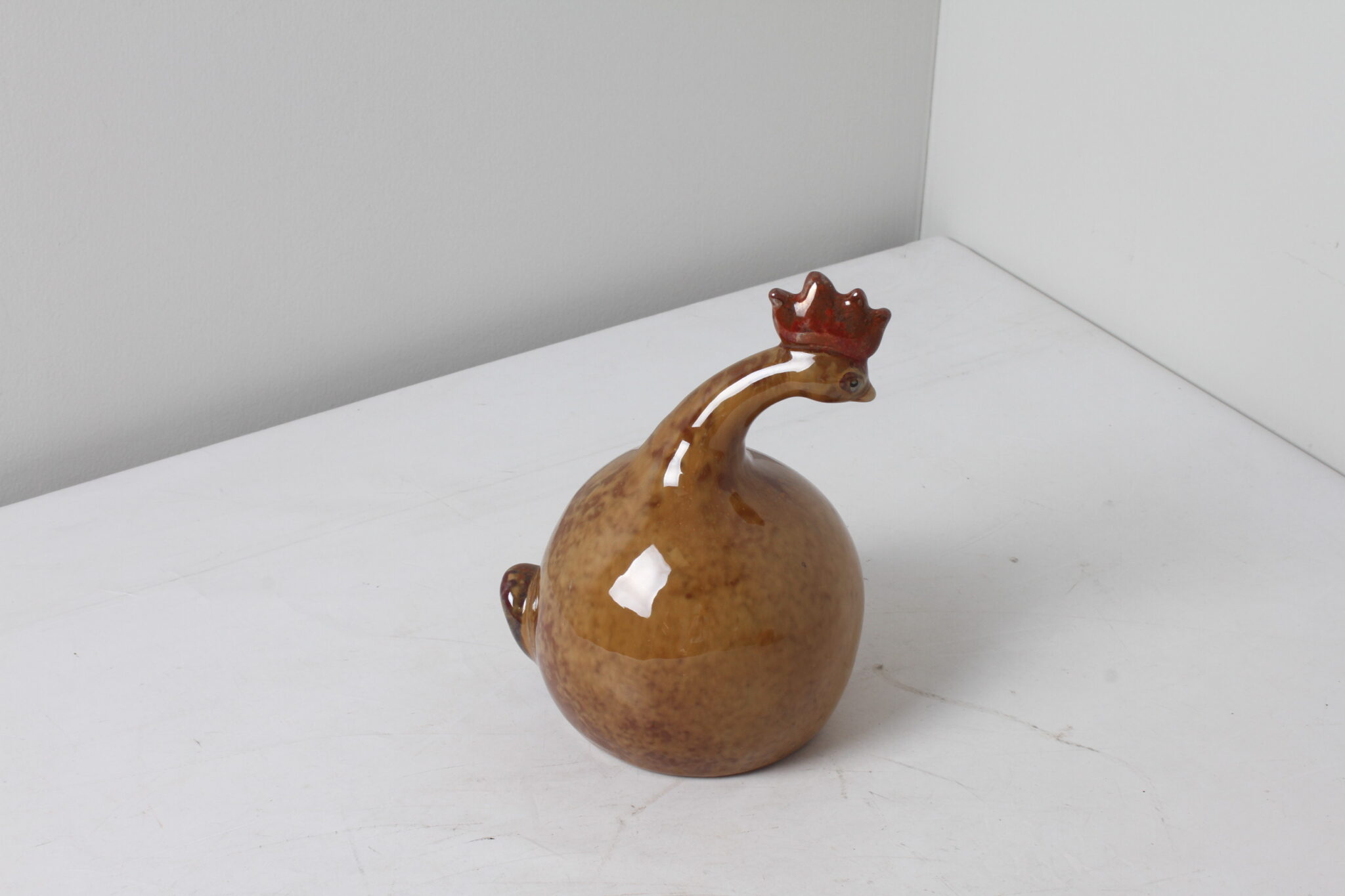 poule-cocotte-decorative-en-ceramique-vernisse-objets-deco-occasion-emmaus-scherwiller-etikette (2)