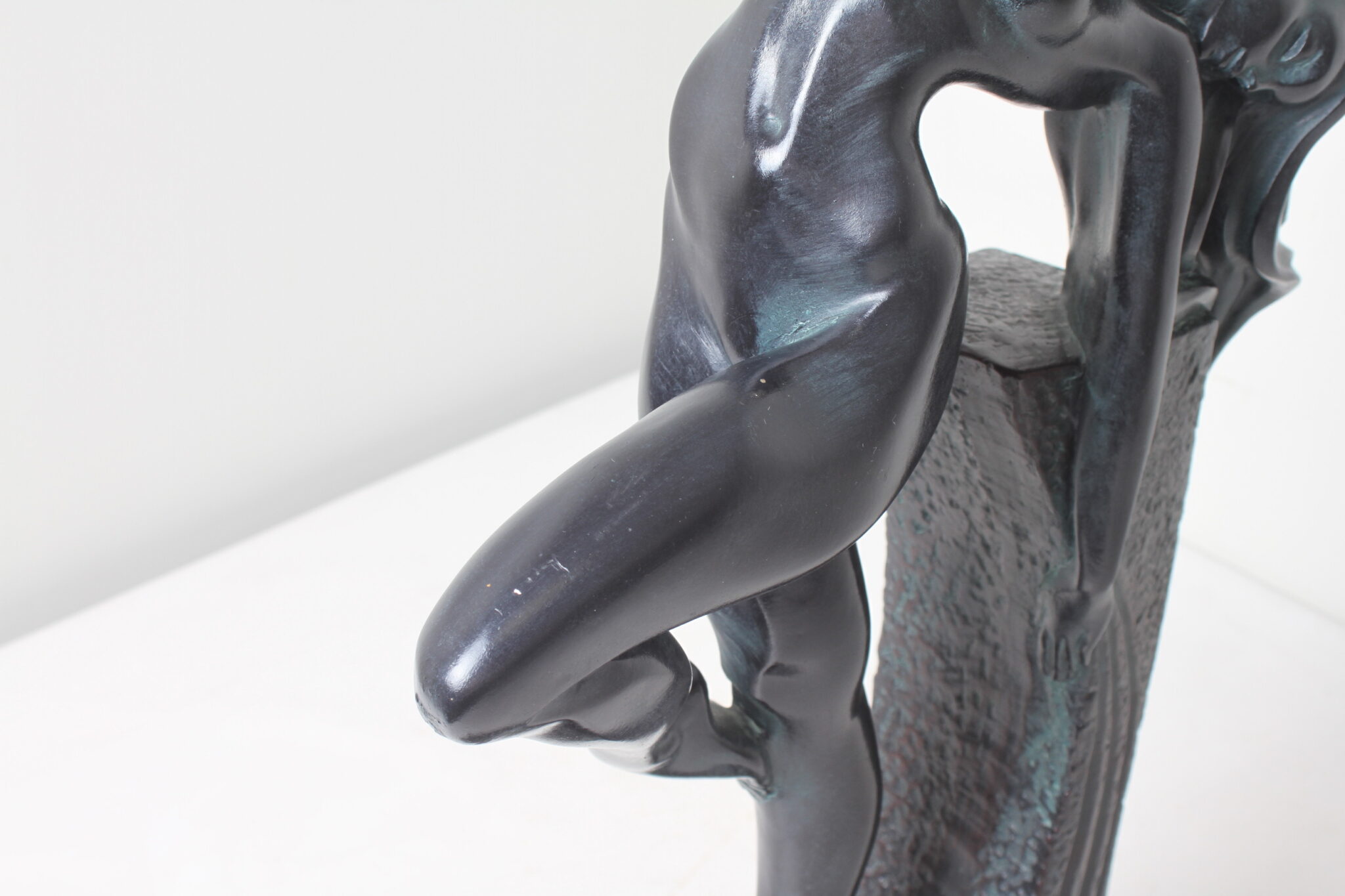 sculpture-femme-nue-emergence-signee-alexander-danel-pour-austin-sculpture-1991-objets-deco-coolection-brocante-piecde-rare-occasion-emmaus-scherwiller-etikette (4)