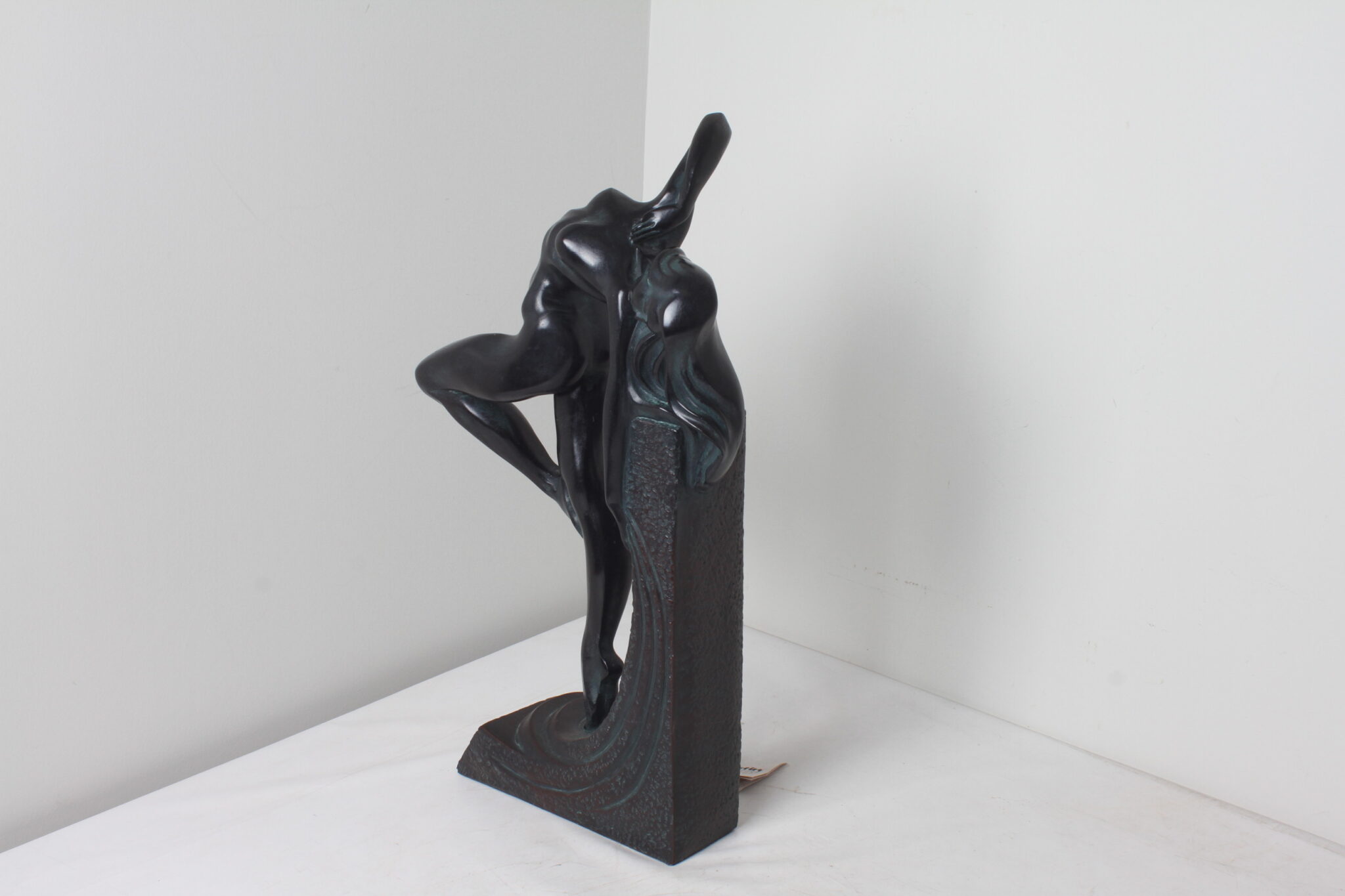 sculpture-femme-nue-emergence-signee-alexander-danel-pour-austin-sculpture-1991-objets-deco-coolection-brocante-piecde-rare-occasion-emmaus-scherwiller-etikette (7)