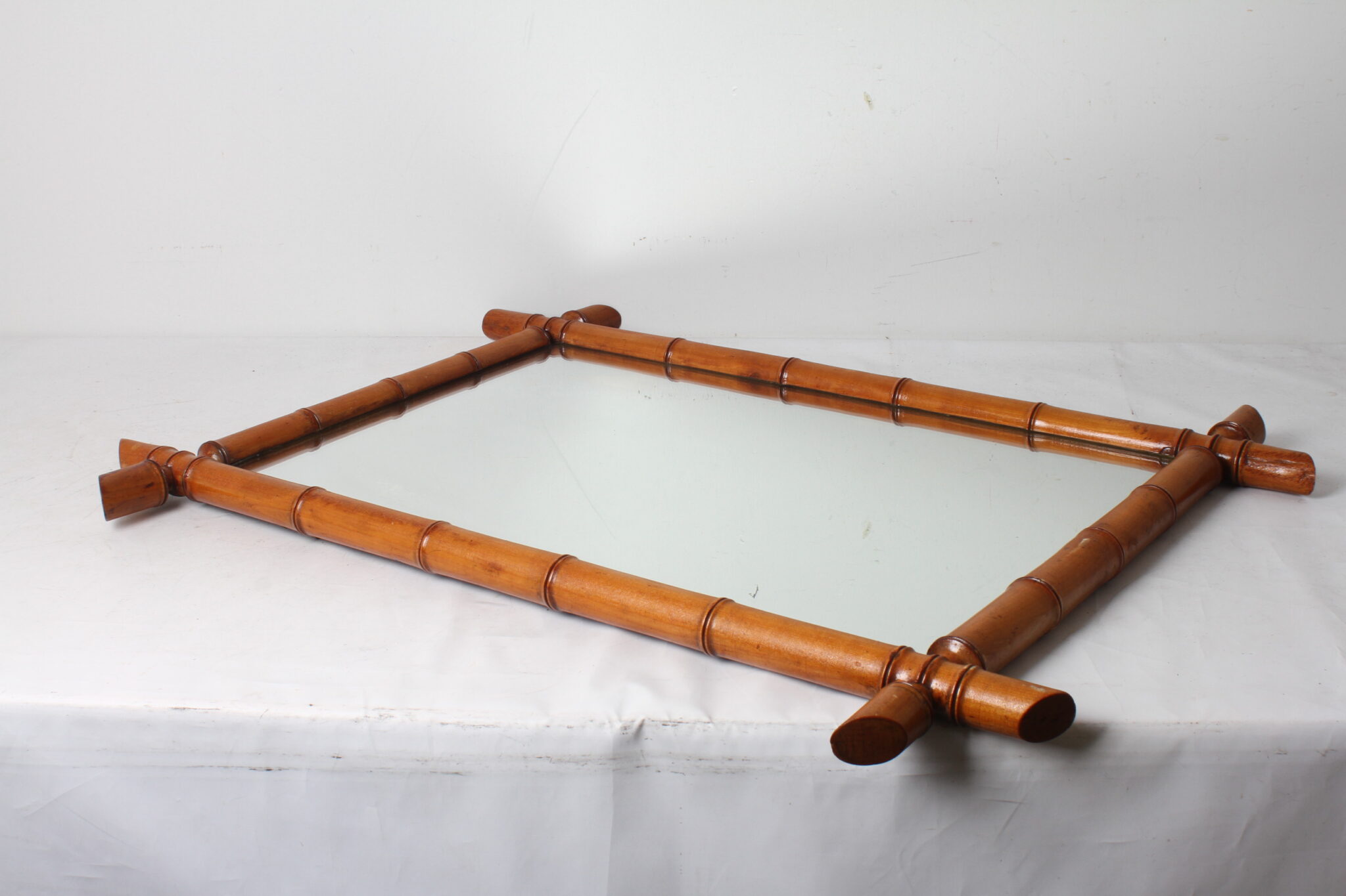 ancien-miroir-bois-tourne-imitation-bambou-objets-deco-brocante-occasion-emmaus-scherwiller-etikette (5)
