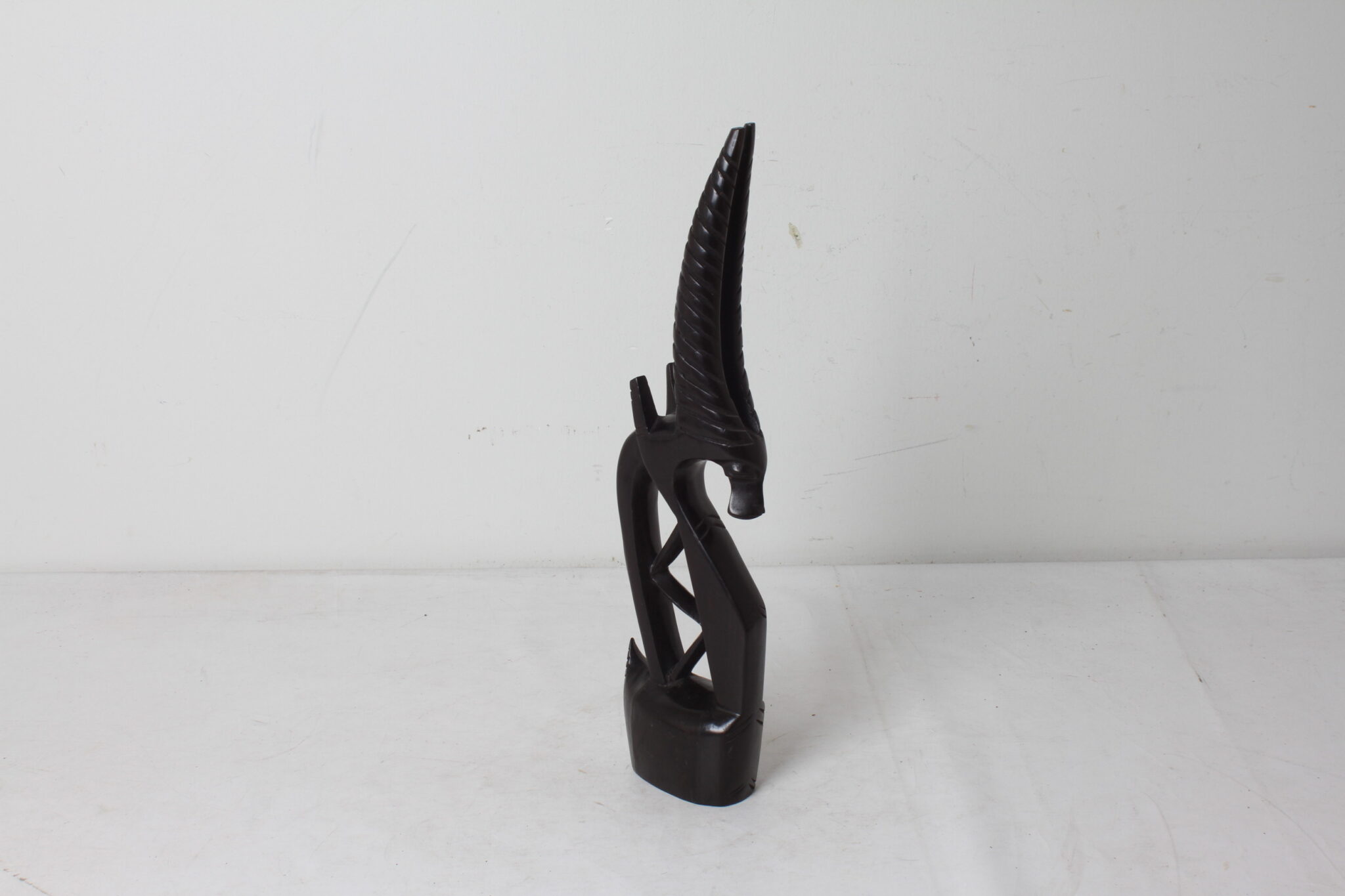art-africain-sculpture-antilope-en-ebene-objets-deco-brocante-occasion-emmaus-scherwiller-etikette (4)