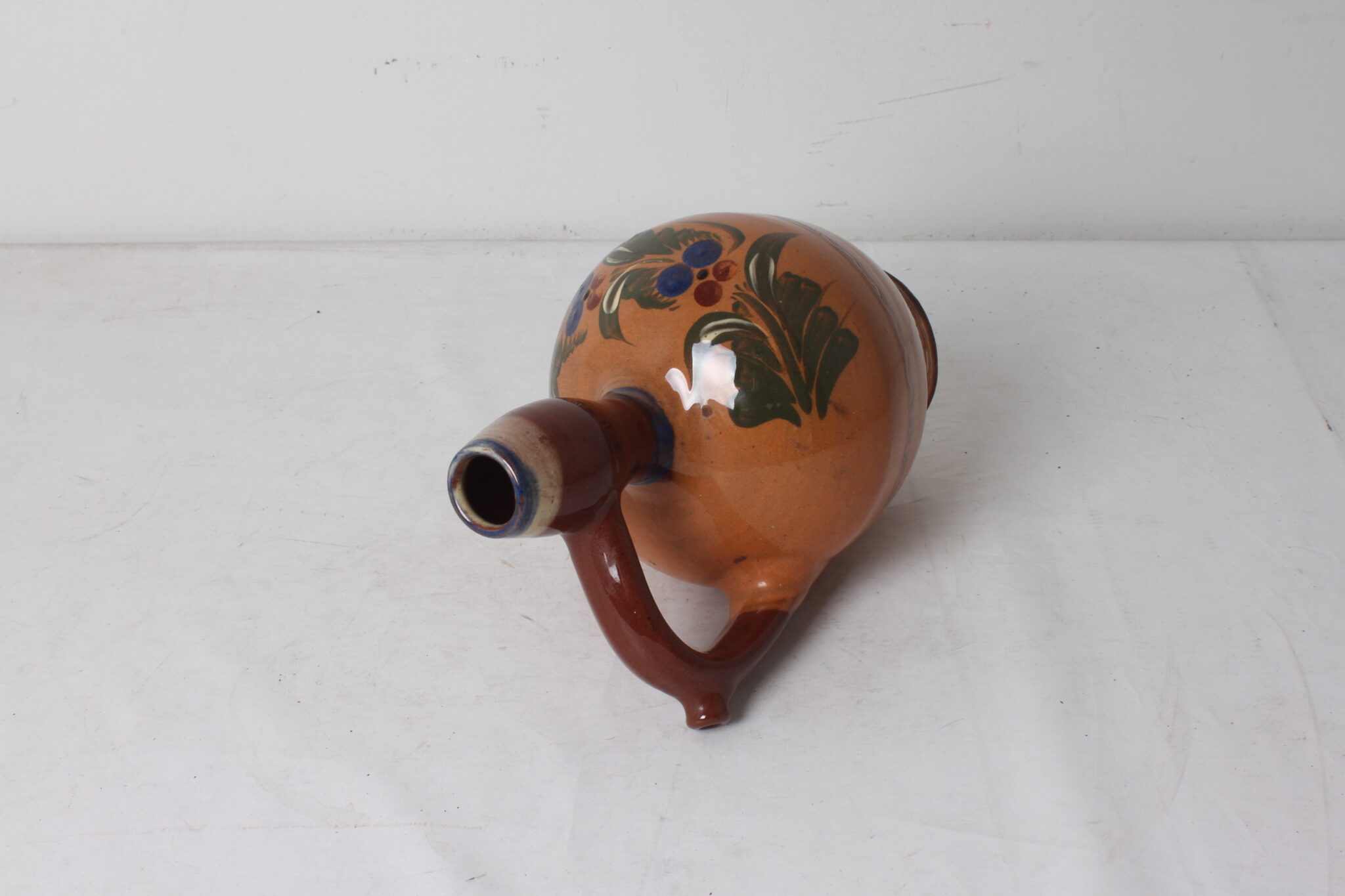 cruche-vintage-terre-cuite-emaillee-art-de-la-table-objets-deco-brocante-occasion-emmaus-scherwiller-etikette (1)
