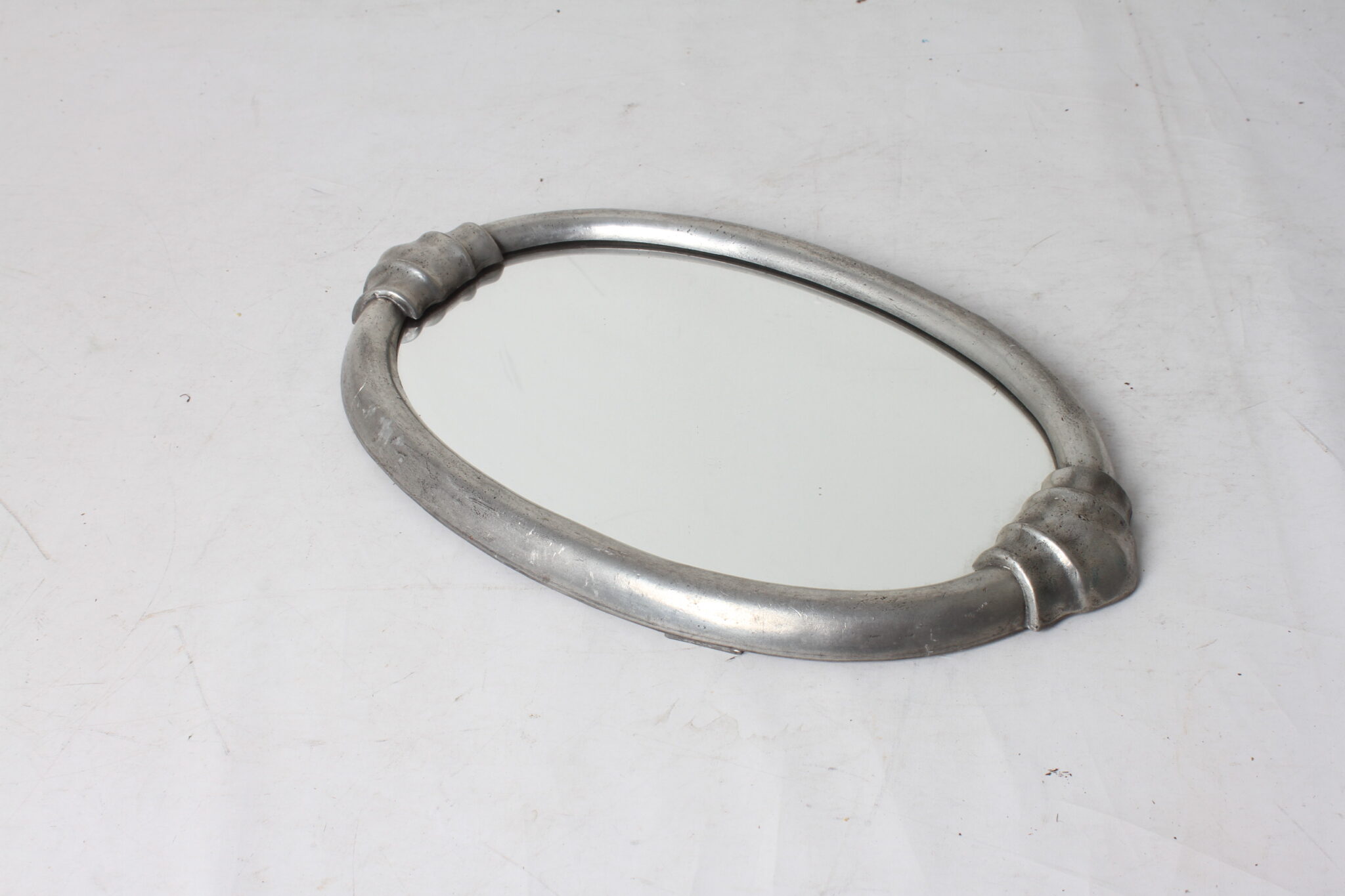 petit-miroir-decoratif-art-deco-les-etains-du-faucon-paris-objets-deco-brocante-occasion-emmaus-scherwiller-etikette (2)
