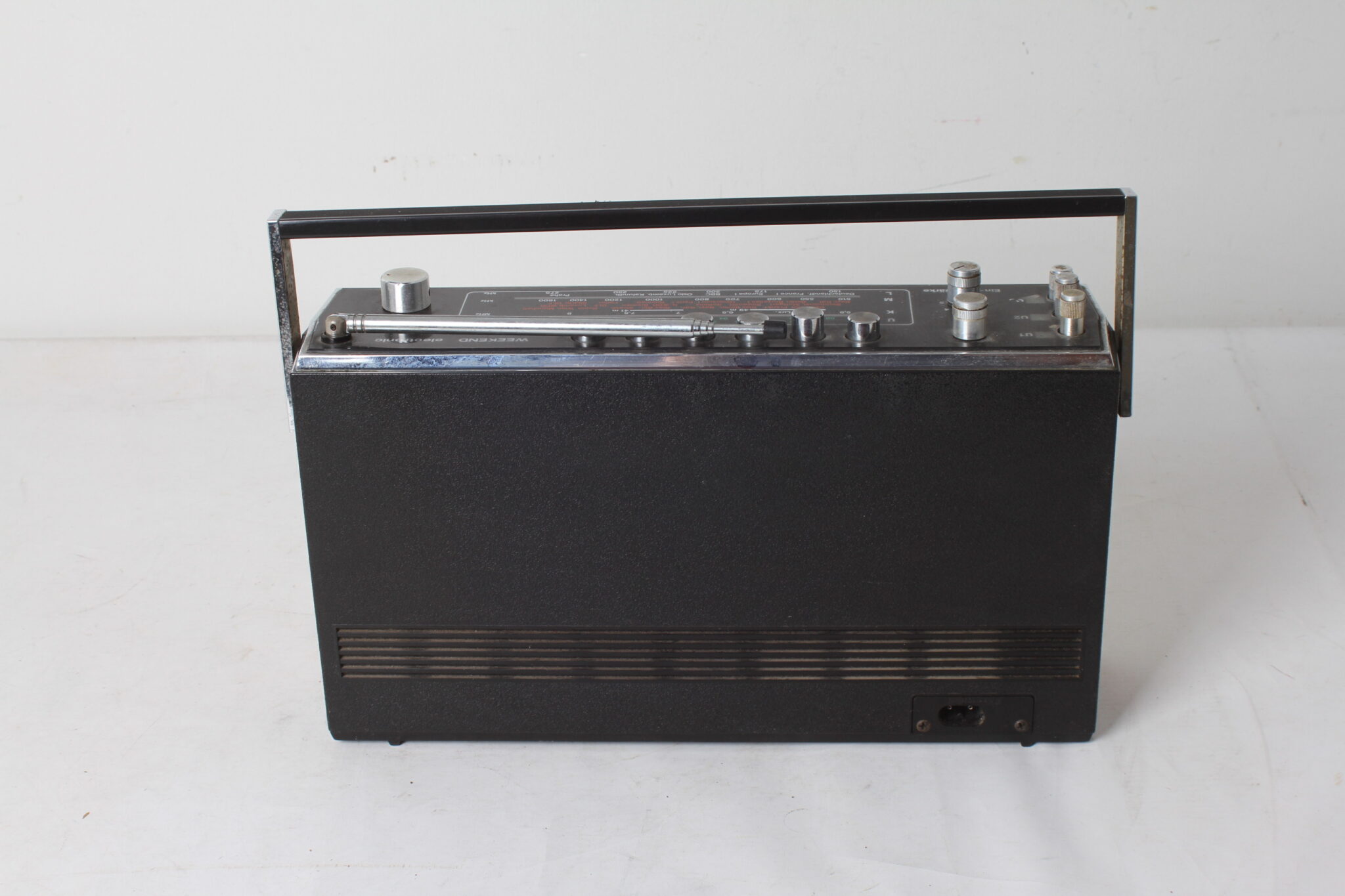 radio-vintage-itt-schaub-lorenz-weekend-electronic-102-petit-electromenager-brocante-occasion-emmaus-scherwiller-etikette (1)