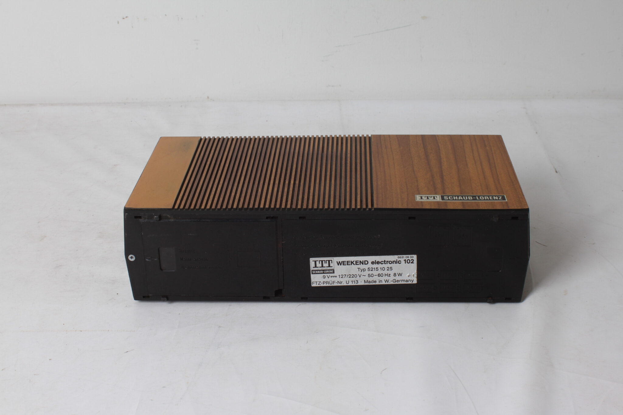 radio-vintage-itt-schaub-lorenz-weekend-electronic-102-petit-electromenager-brocante-occasion-emmaus-scherwiller-etikette (6)