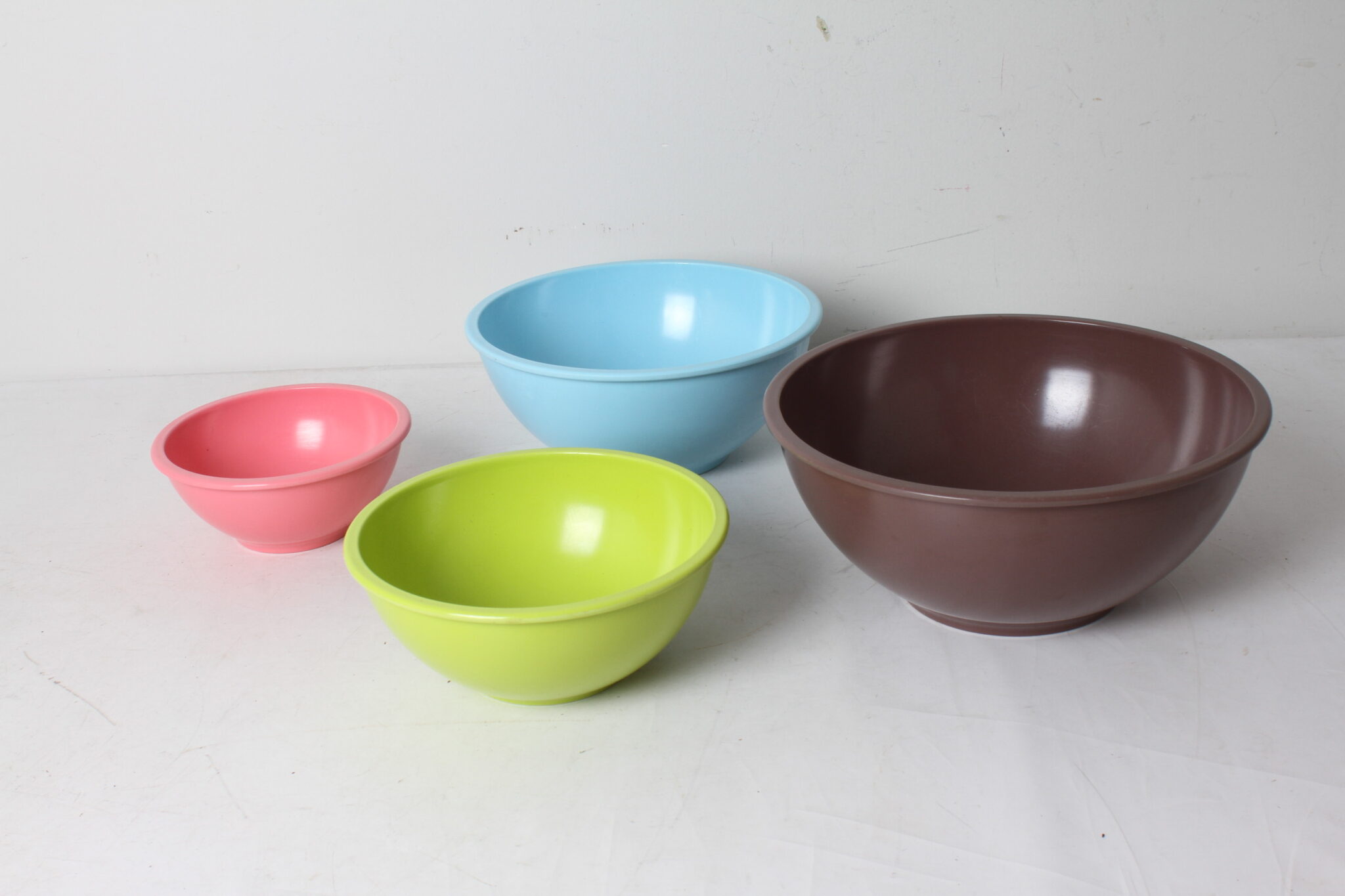 saladiers-bols-a-melanger-zak-designs-solide-robuste-colores-art-de-la-table-brocante-occasion-emmaus-scherwiller-etikette (2)