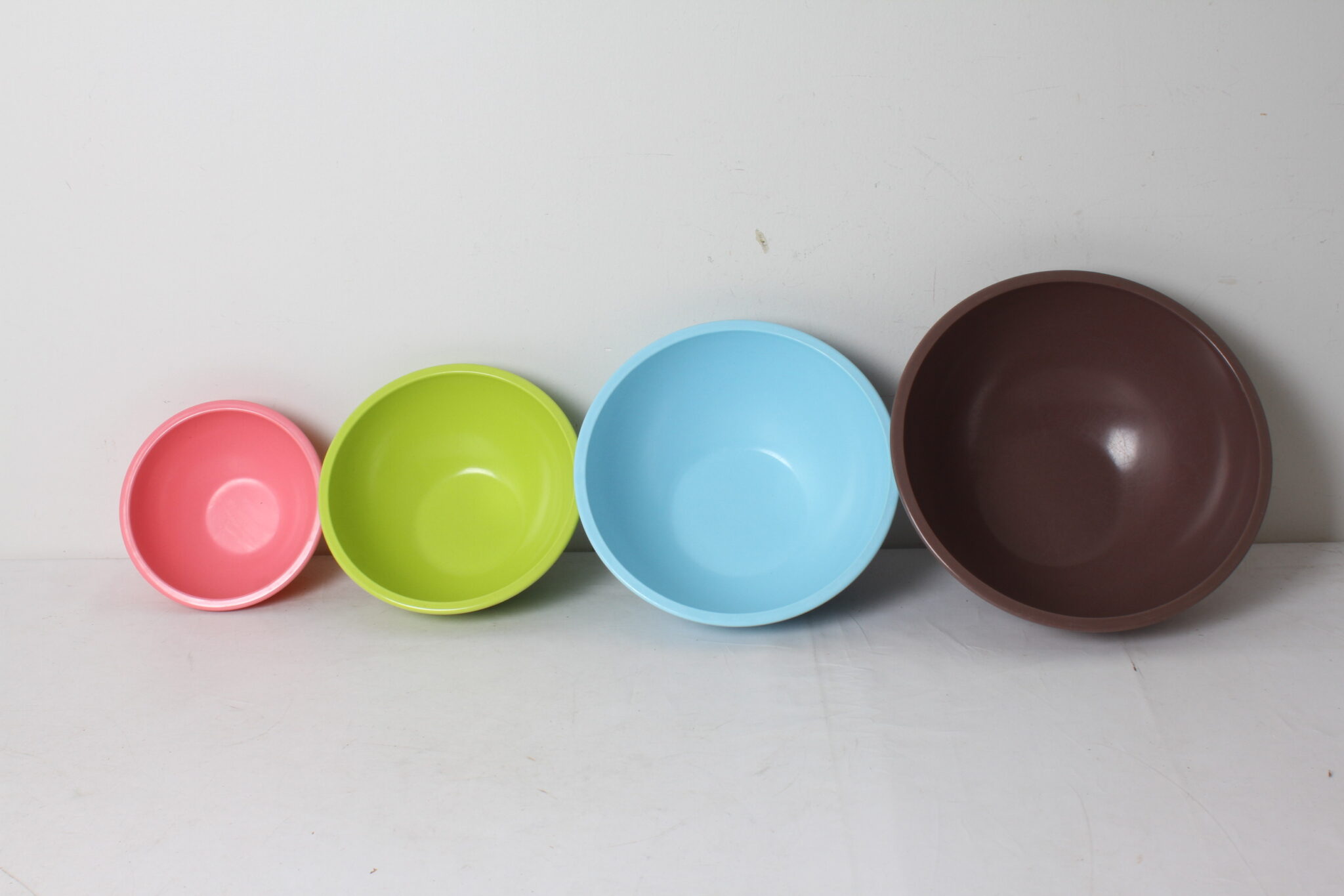 saladiers-bols-a-melanger-zak-designs-solide-robuste-colores-art-de-la-table-brocante-occasion-emmaus-scherwiller-etikette (4)