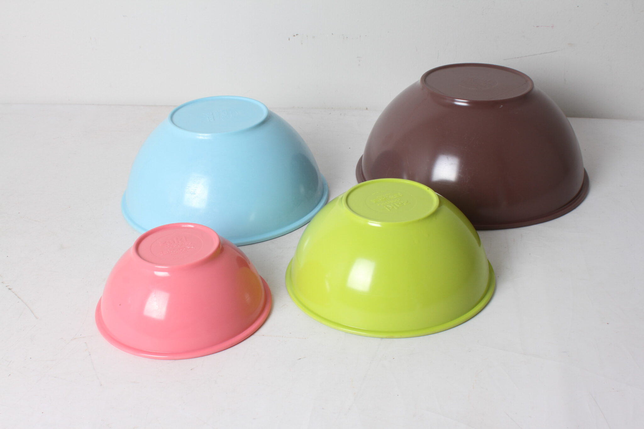 saladiers-bols-a-melanger-zak-designs-solide-robuste-colores-art-de-la-table-brocante-occasion-emmaus-scherwiller-etikette (6)