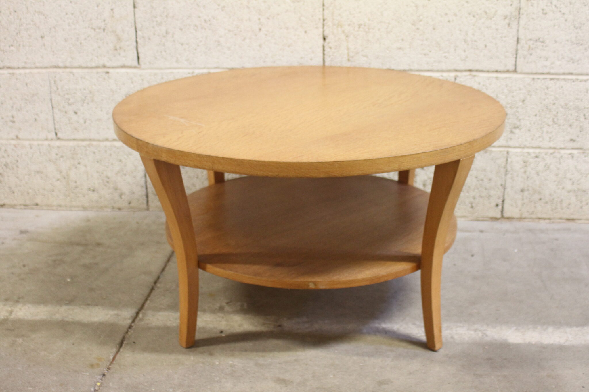 table-basse-ronde-bois-style-art-deco-mobilier-brocante-occasion-emmaus-scherwiller-etikette (4)