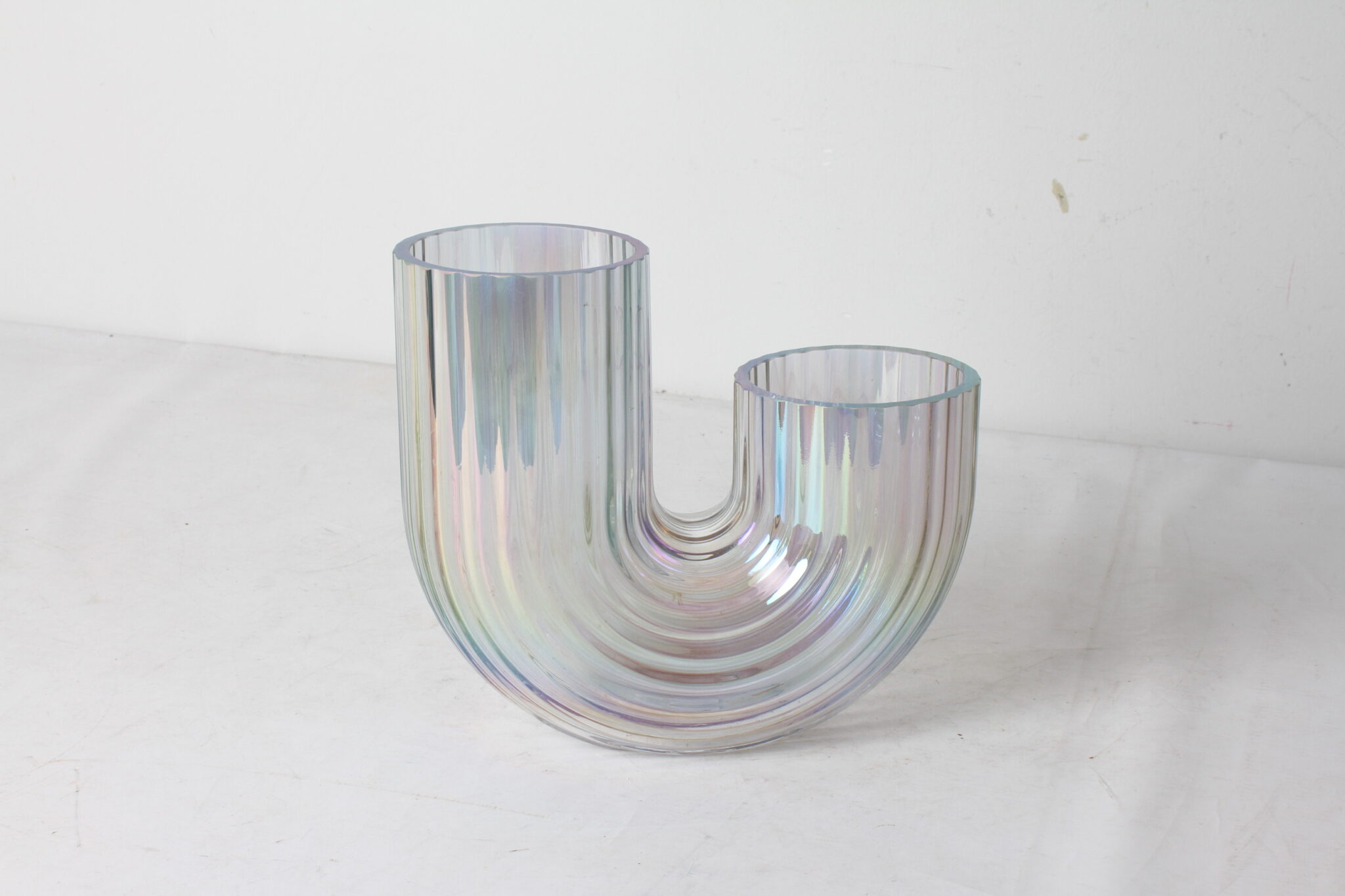 vase-ikea-raffelbjork-forme-u-verre-epais-cannele-nacre-objets-deco-design-brocante-occasion-emmaus-scherwiller-etikette (2)