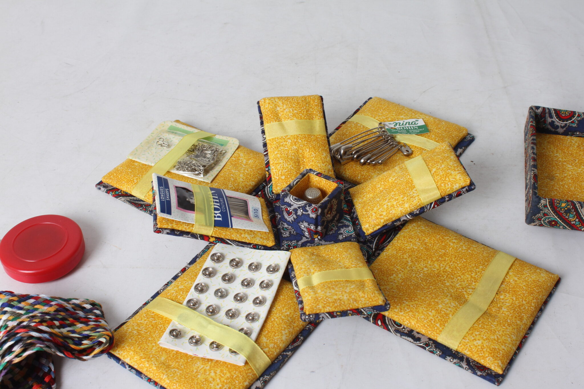 Boite-organisateur-de-couture-emmaus-etikette-scherwiller (4)