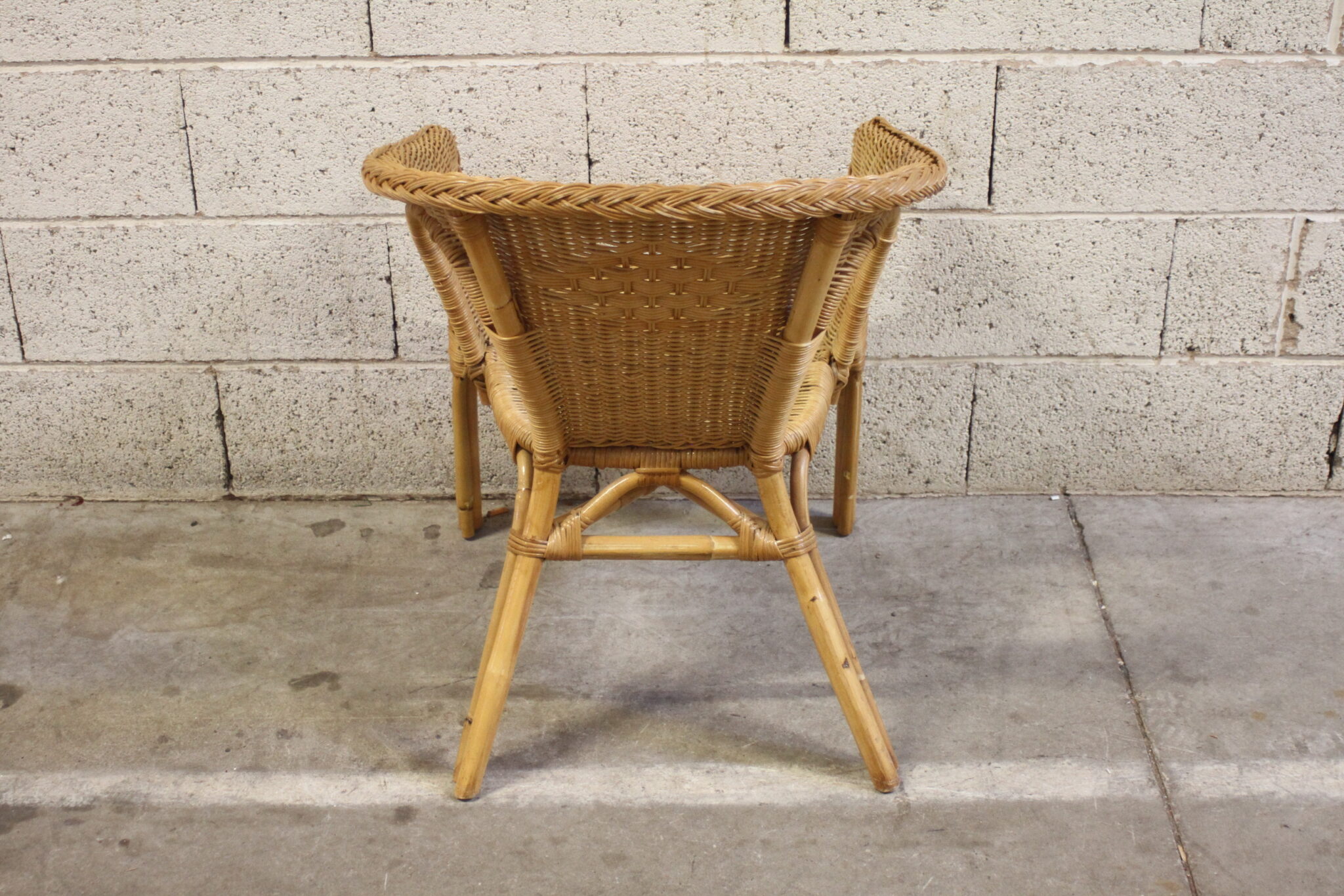 fauteuil-jardin-vintage-rotin-osier-mobilier-brocante-occasion-emmaus-scherwiller-etikette (4)