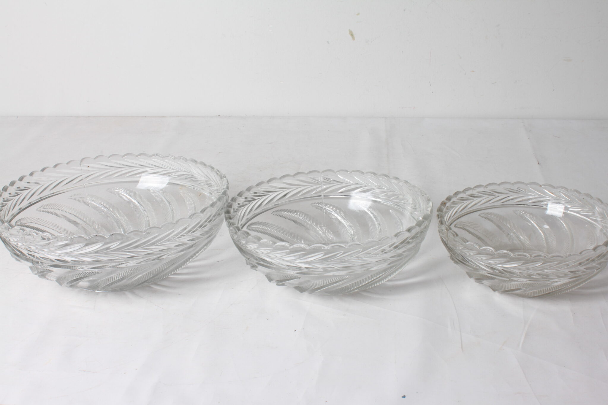 Lot-de-3-Coupes-en-Cristal–Vallerysthal-emmaus-etikette-scherwiller (1)