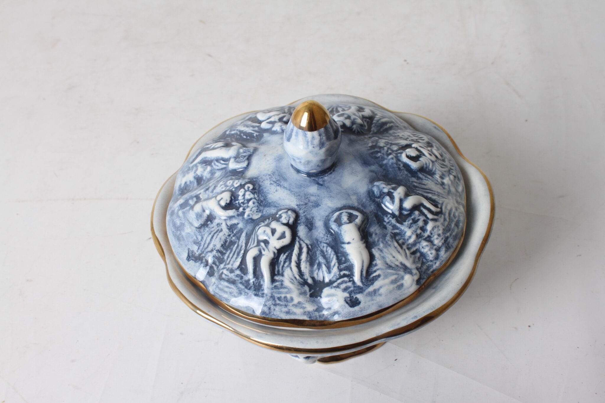 Sucrier-sur-pied-Capodimonte-emmaus-etikette-scherwiller (4)