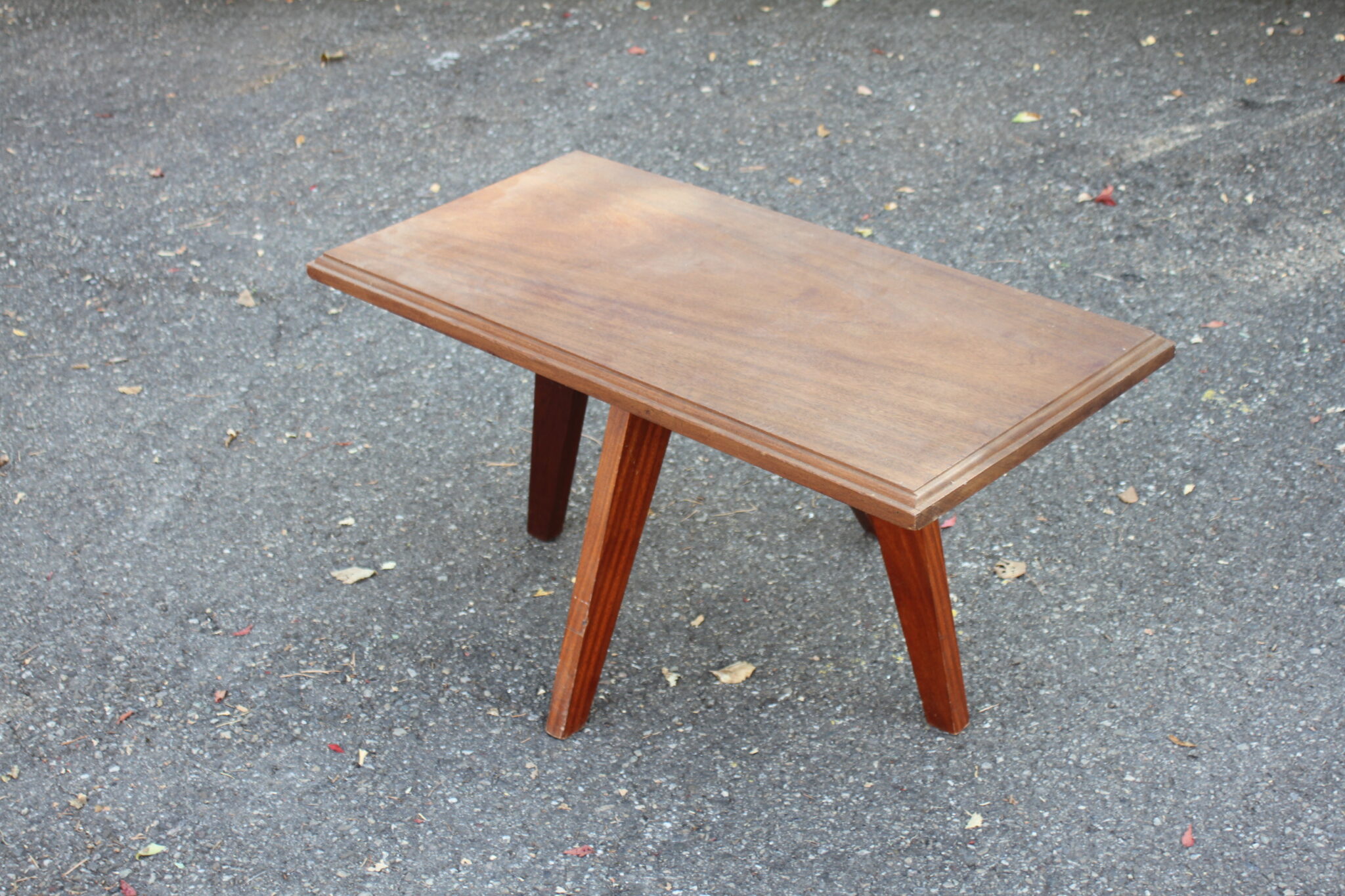 Ancienne table basse en bois