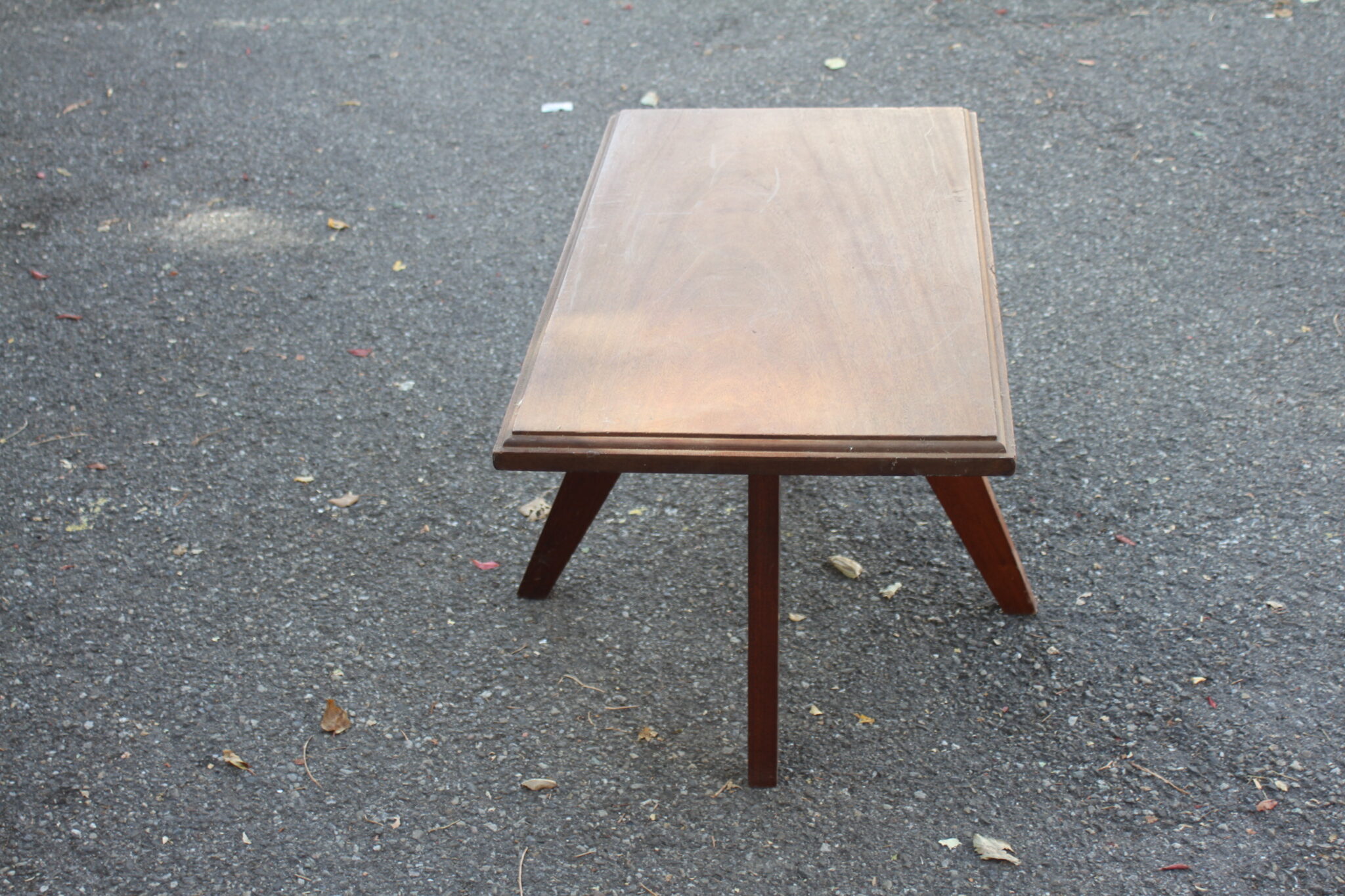 Ancienne table basse en bois – Image 3