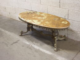 Ancienne table en laiton et onyx