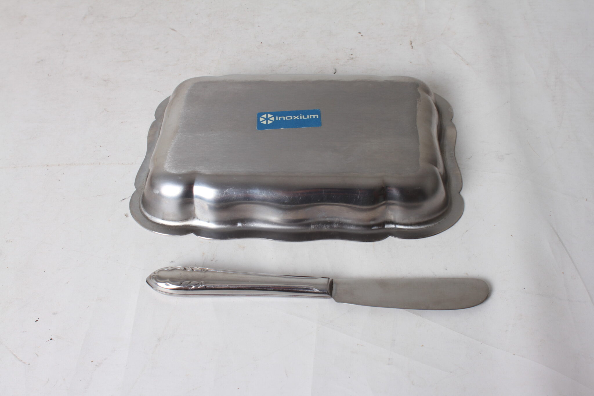 beurrier-et-son-couteau-inox-de-la-tour-vintage-art-de-la-table-brocante-occasion-emmaus-scherwiller-etikette (1)