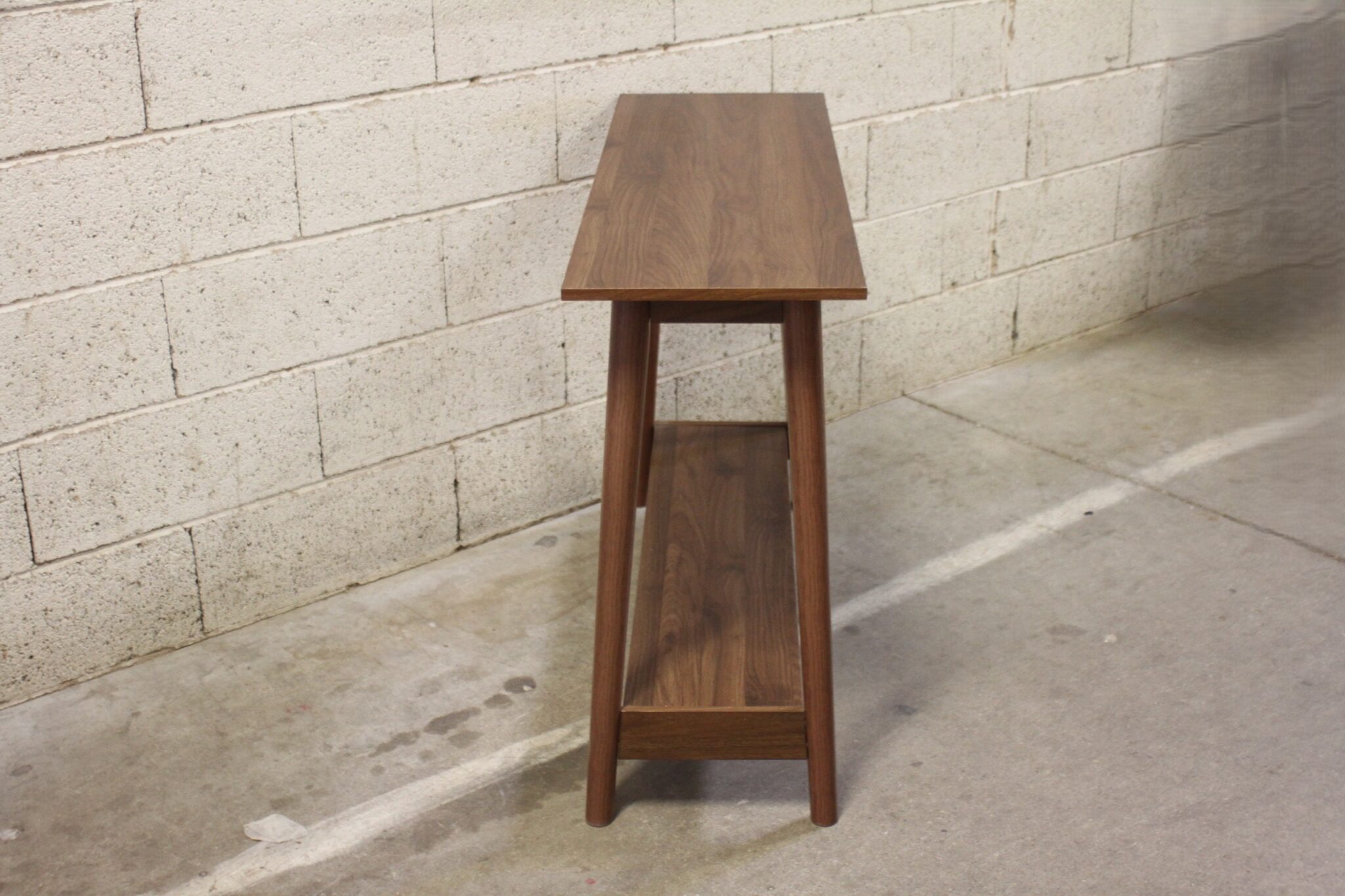 console-d'entree-rectangulaire-design-scandinave-finition-effet-bois-mobilier-occasion-emmaus-scherwiller-etikette (1)