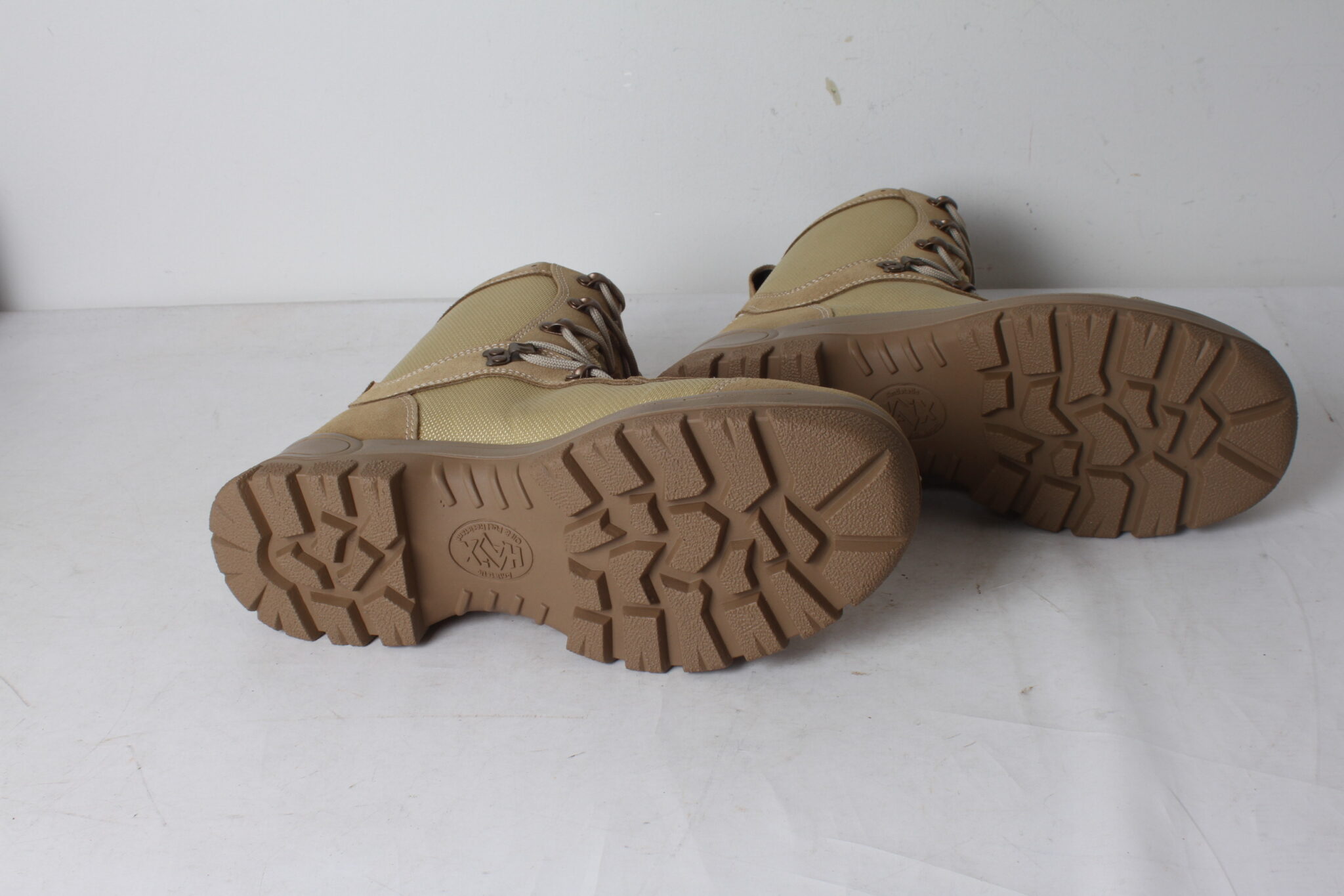 desert-boot-marque-haix-pointure-44-neuves-emmaus-scherwiller-etikette (4)