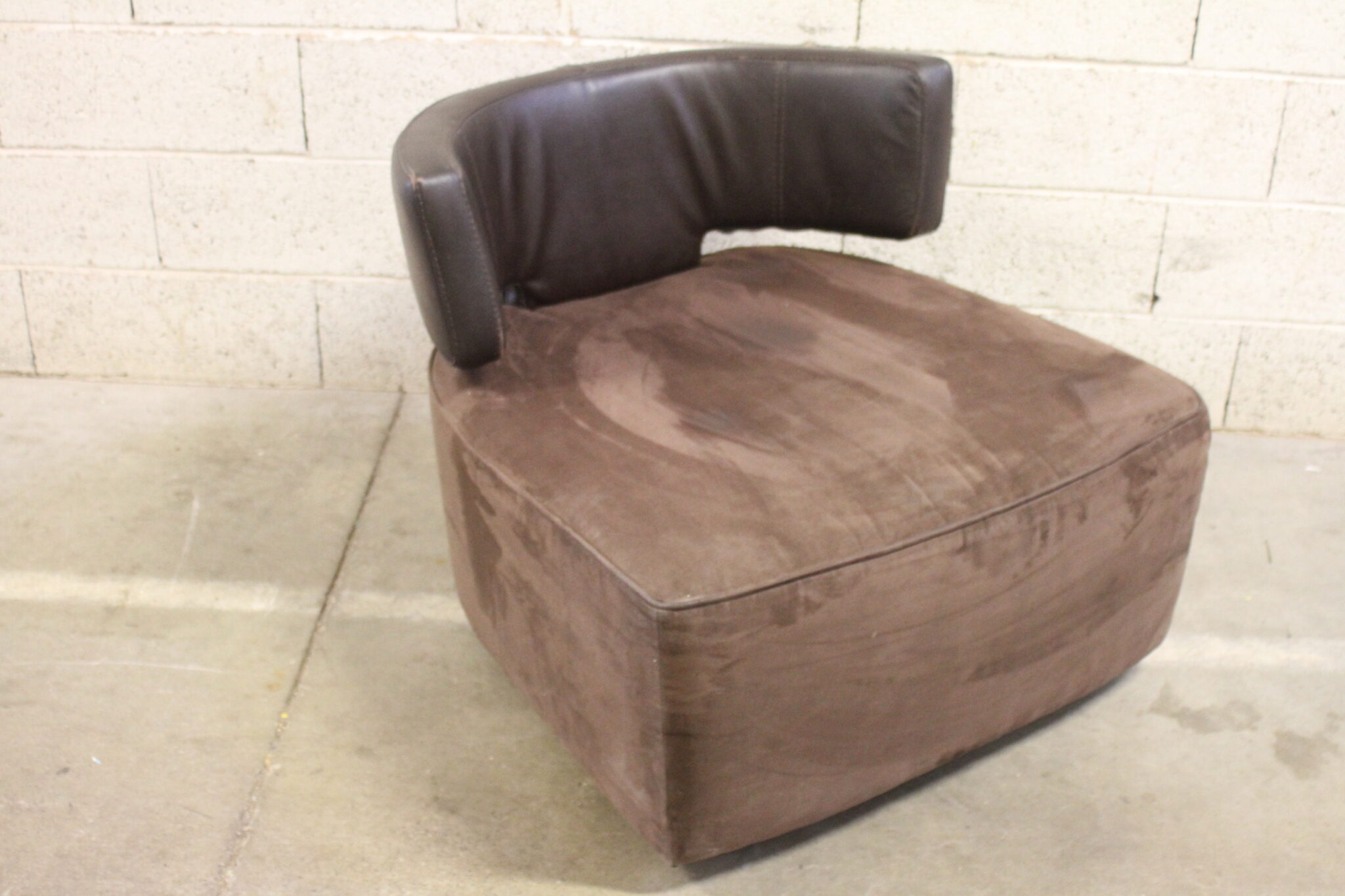 Fauteuil bas design - Bois et Chiffons