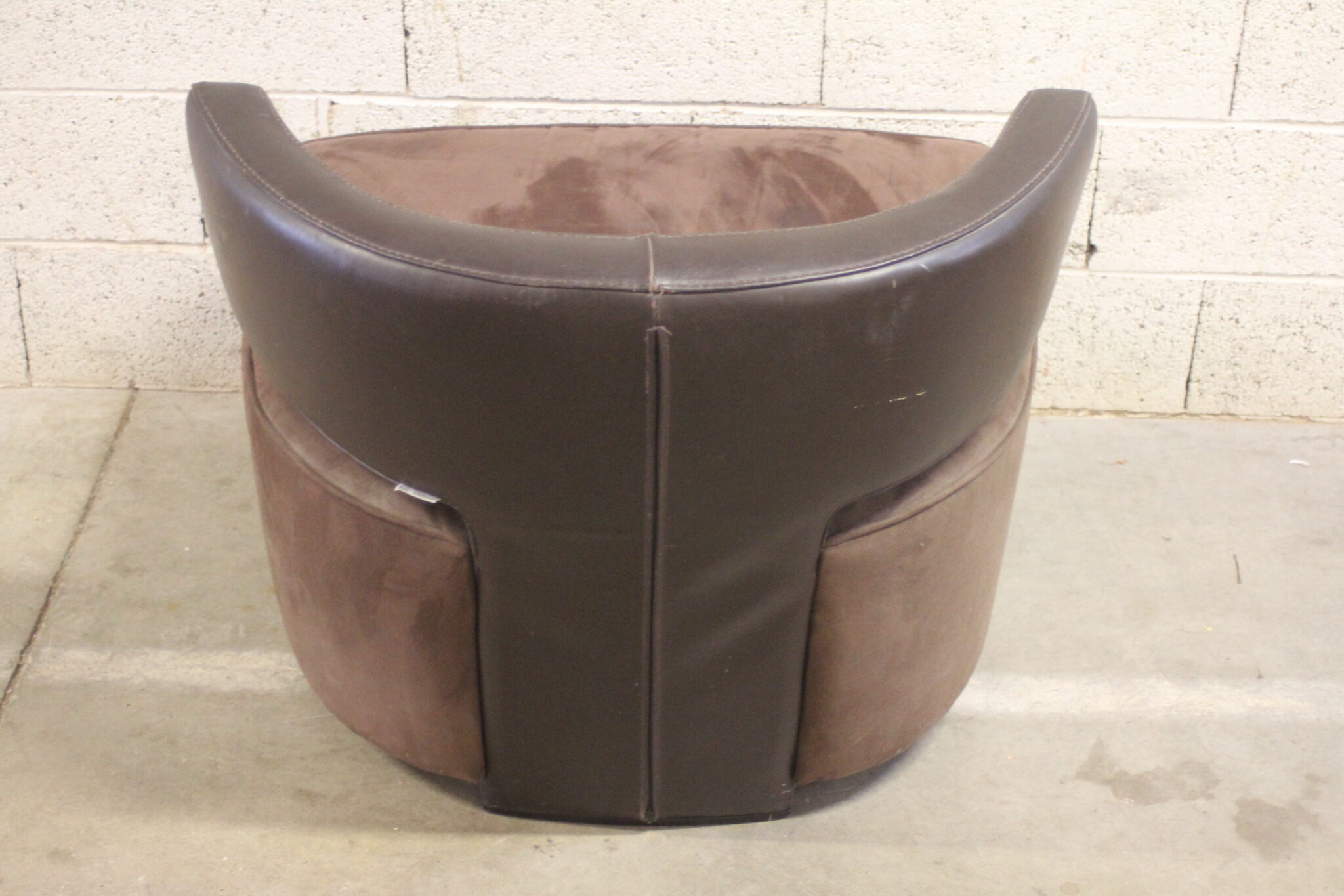 Fauteuil bas design - Bois et Chiffons – Image 4