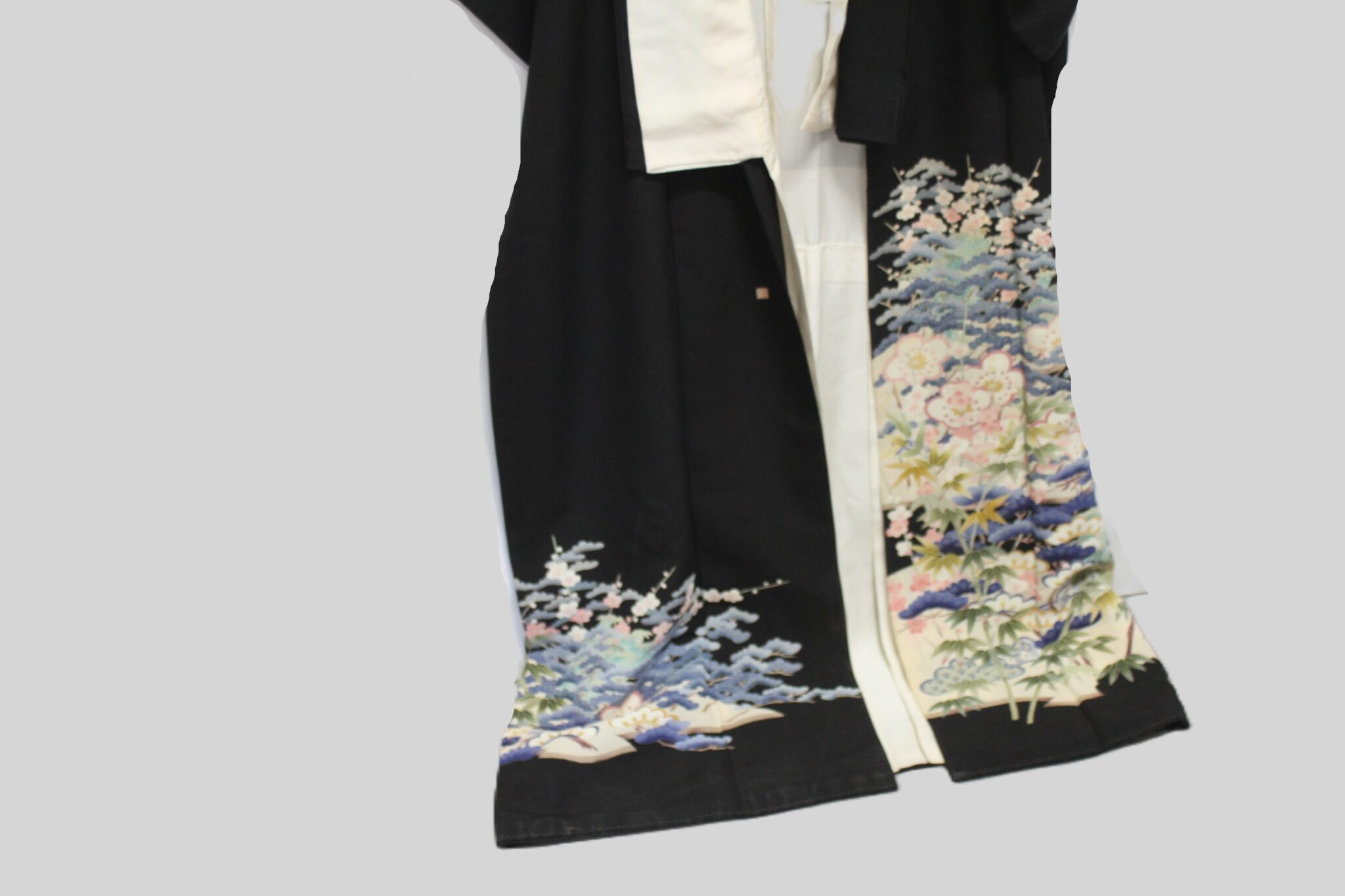 Kimono traditionnel type kuro-tomesode – Image 4
