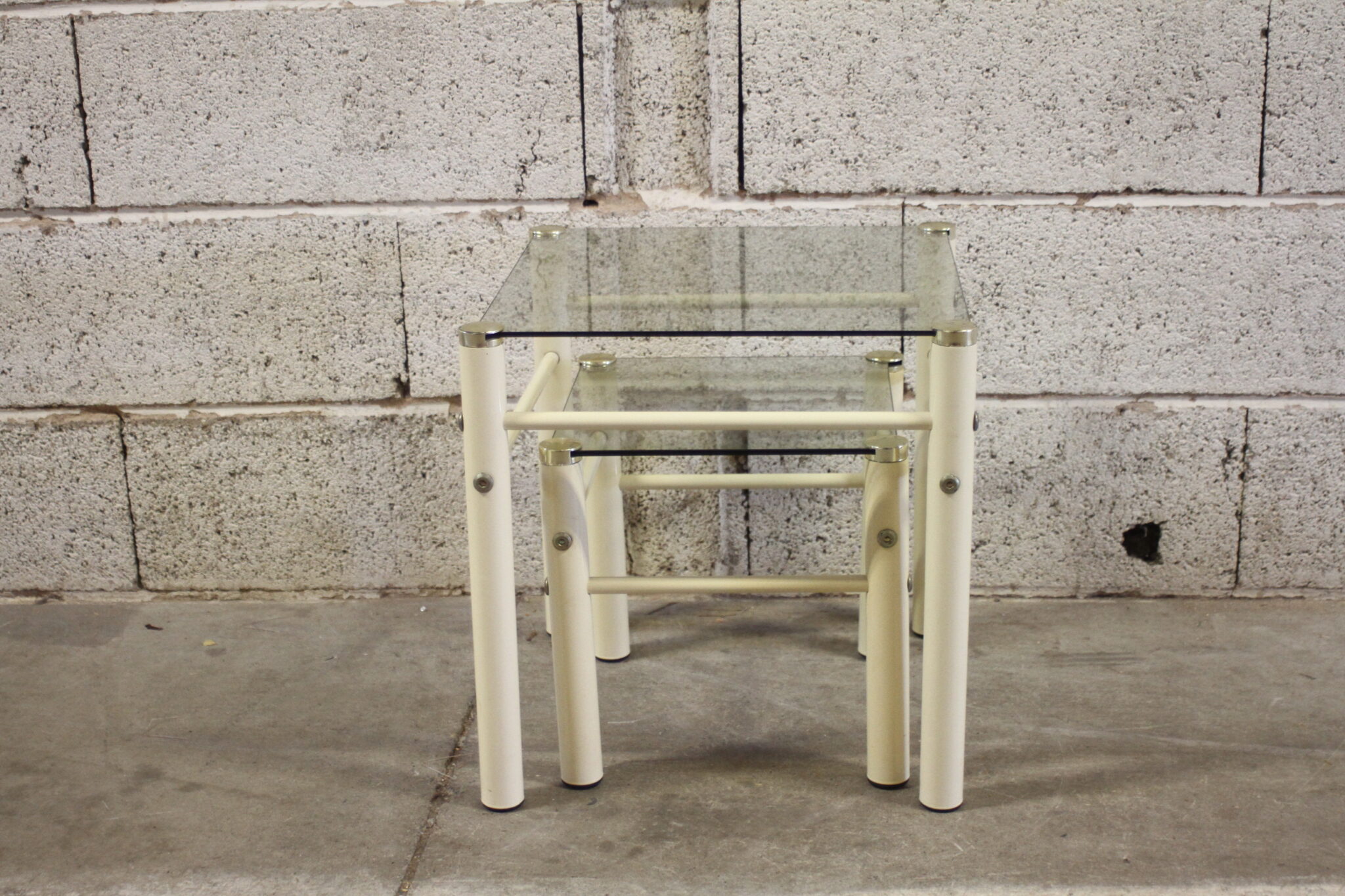 paire-tables-gigognes-vintage-design-yves-boutboul-mobilier-brocante-occasion-emmaus-scherwiller-etikette (1)