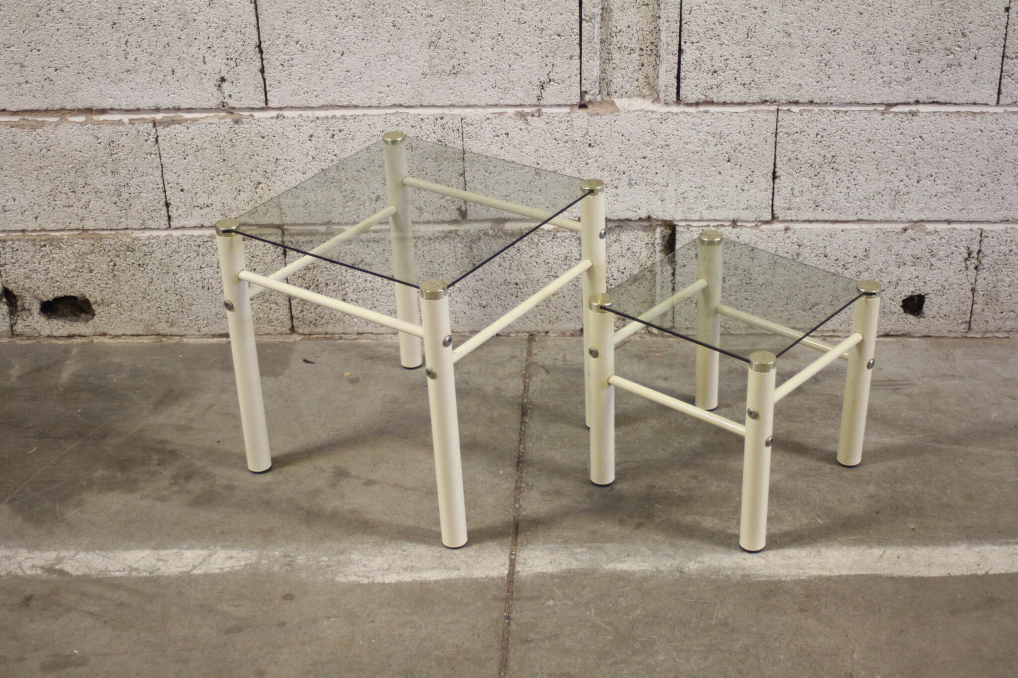 paire-tables-gigognes-vintage-design-yves-boutboul-mobilier-brocante-occasion-emmaus-scherwiller-etikette (4)