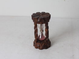 Petit sablier en bois