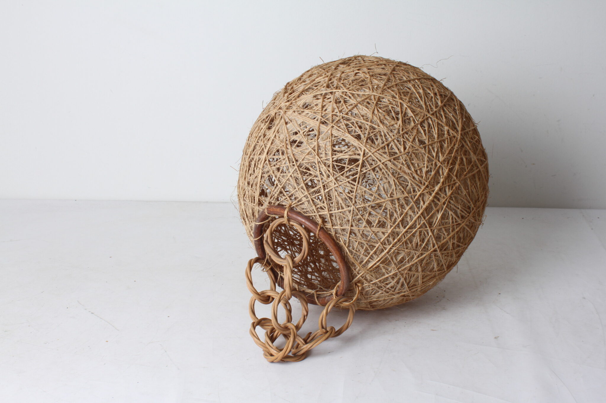 Suspension-boule-vintage-etikette-emmaus-scherwiller (2)