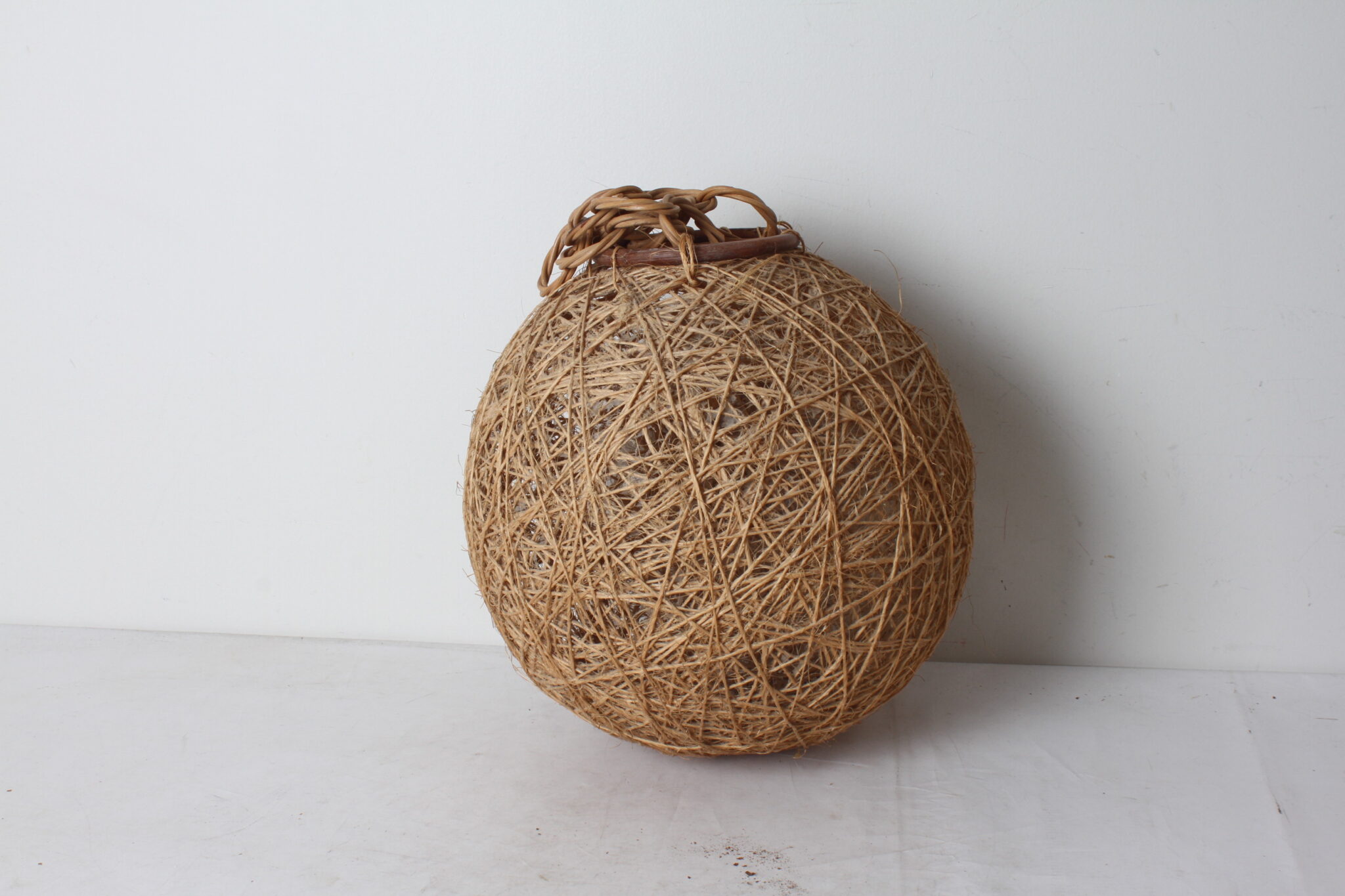 Suspension-boule-vintage-etikette-emmaus-scherwiller (4)