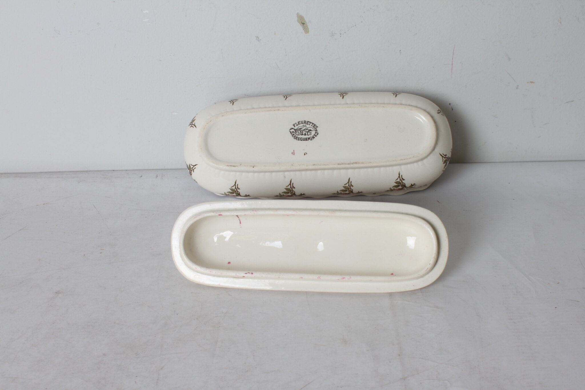 Ancienne boîte à brosses à dents – Image 4