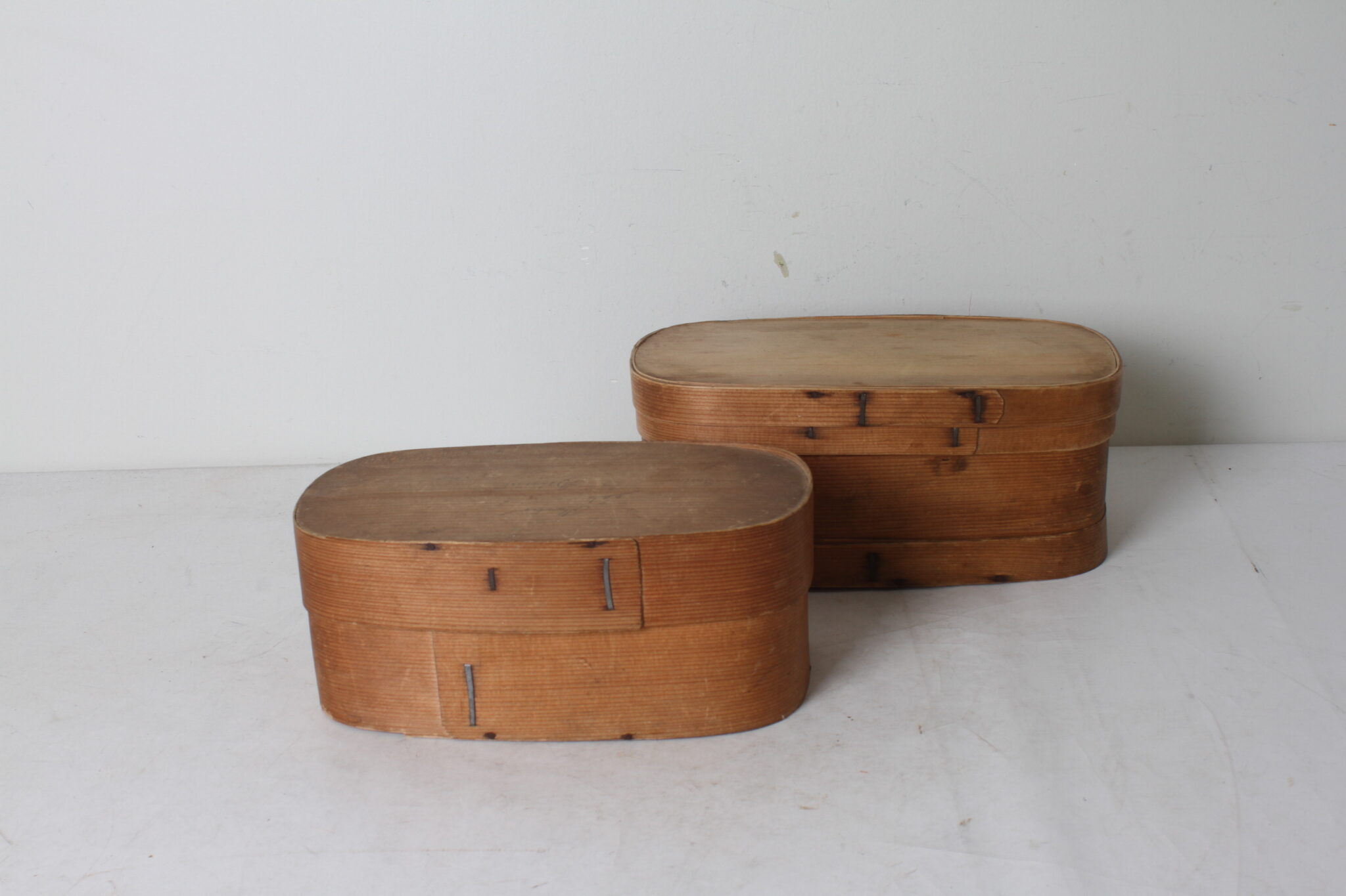 Anciennes boites ovales en bois – Image 2