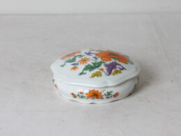 Bonbonnière vintage en porcelaine