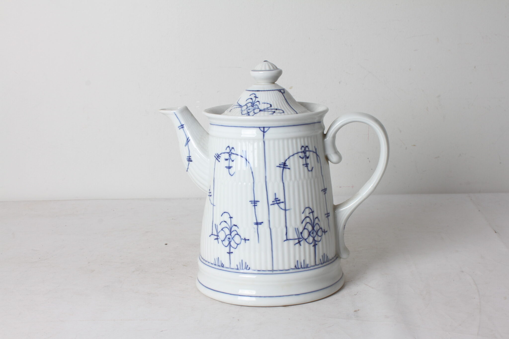 Cafetière en céramique nervurée – Image 2