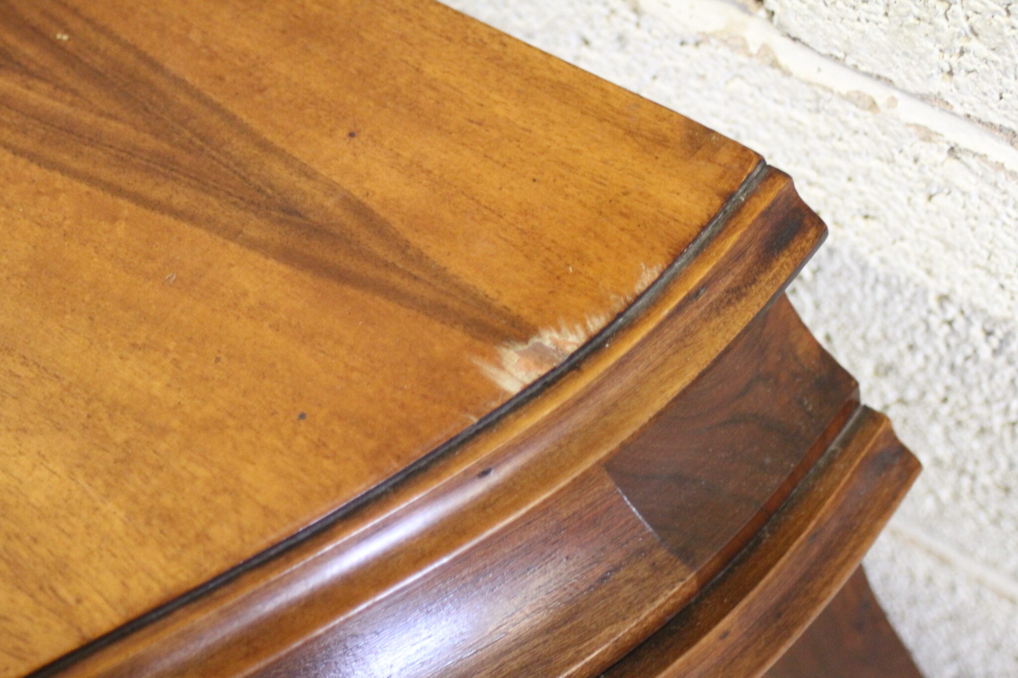 Commode tombeau de style Louis XV – Image 10
