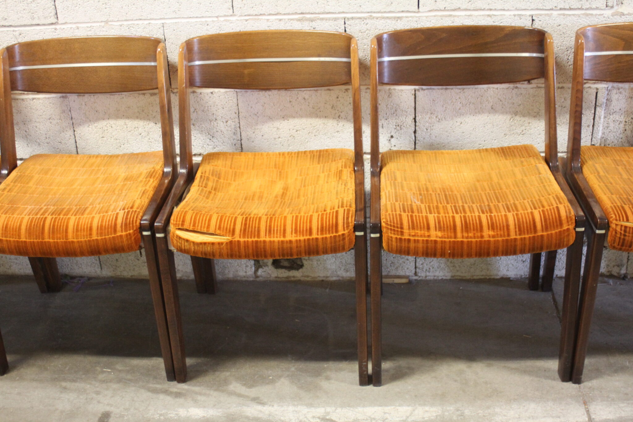 Ensemble de chaises vintage – Image 4