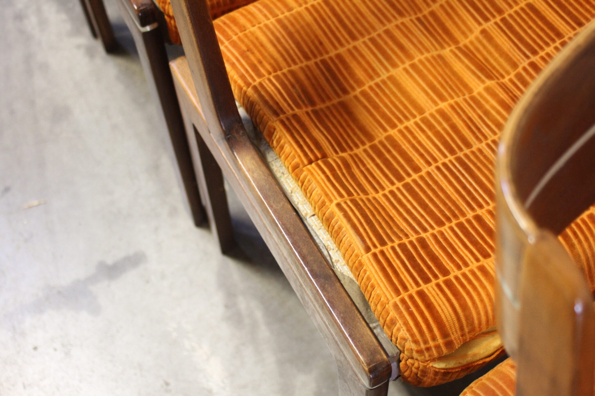 Ensemble de chaises vintage – Image 10
