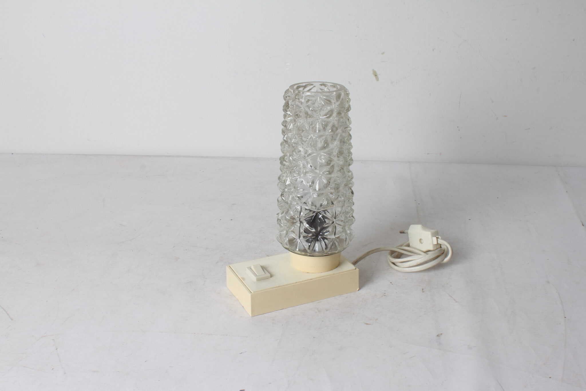 Lampe de chevet vintage Hawill – Image 3