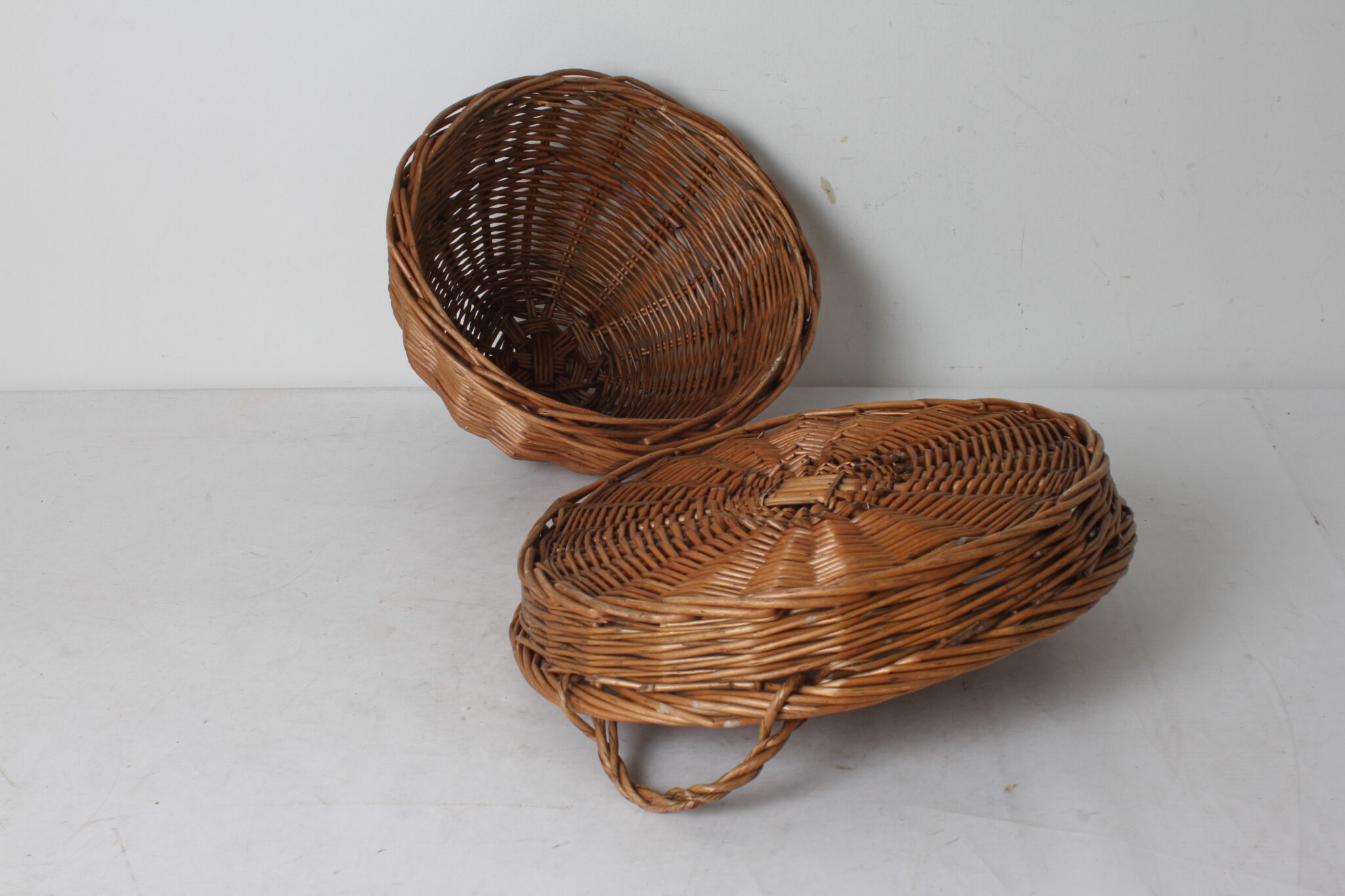 Panier cloche en osier – Image 4