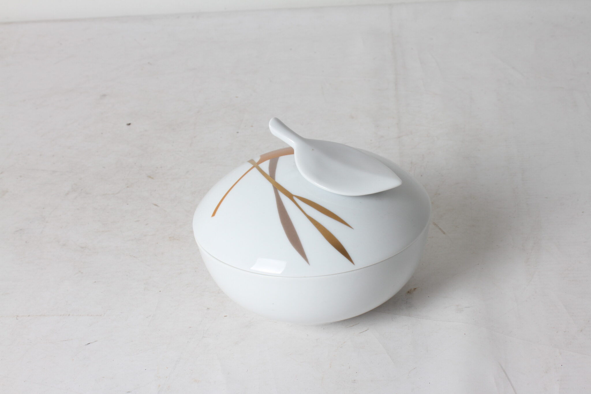 Sucrier en porcelaine Kahla